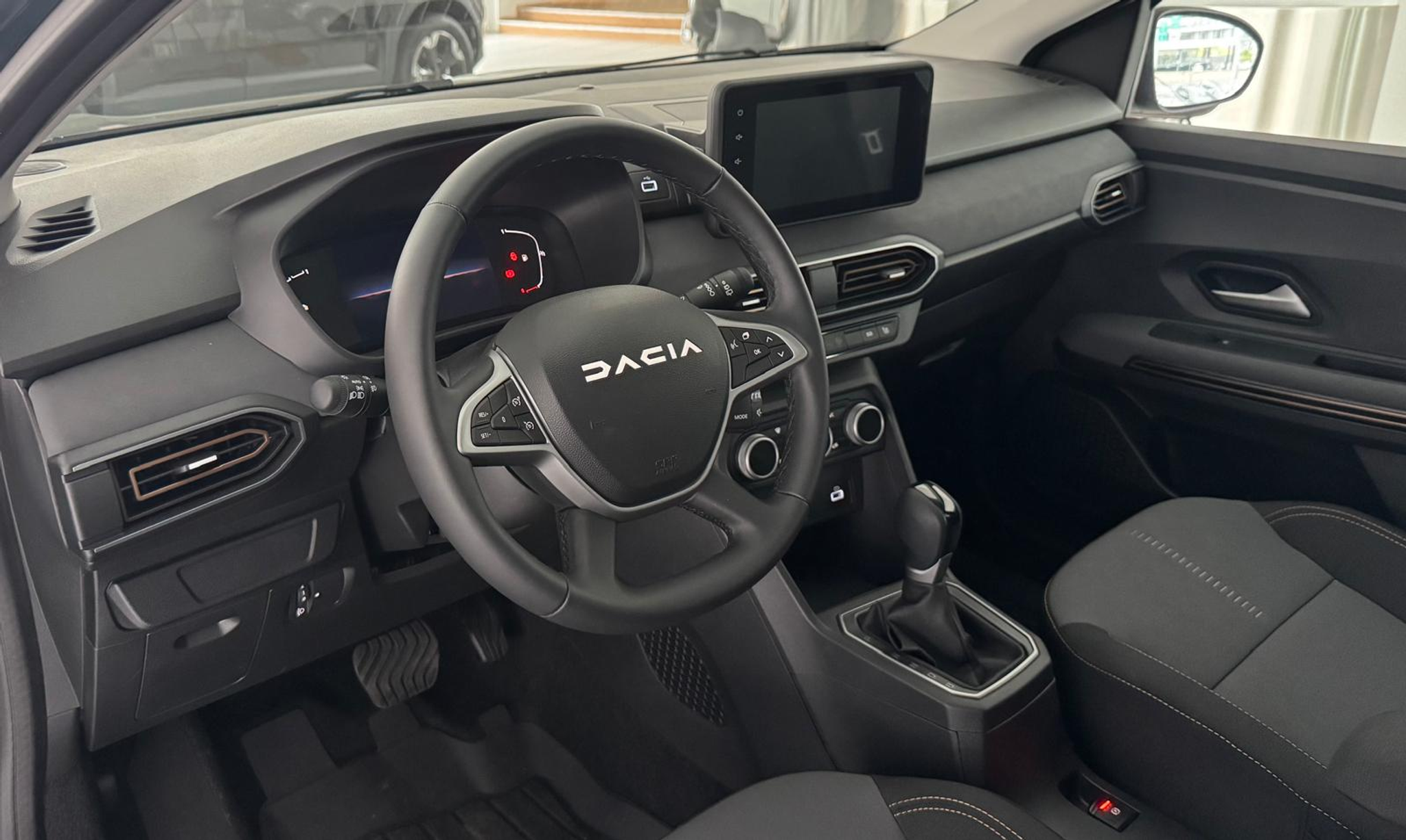 listing desktop thumbnail image 6