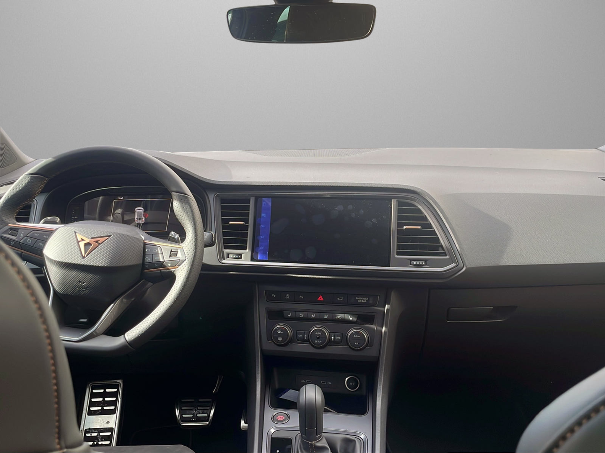 listing desktop thumbnail image 6