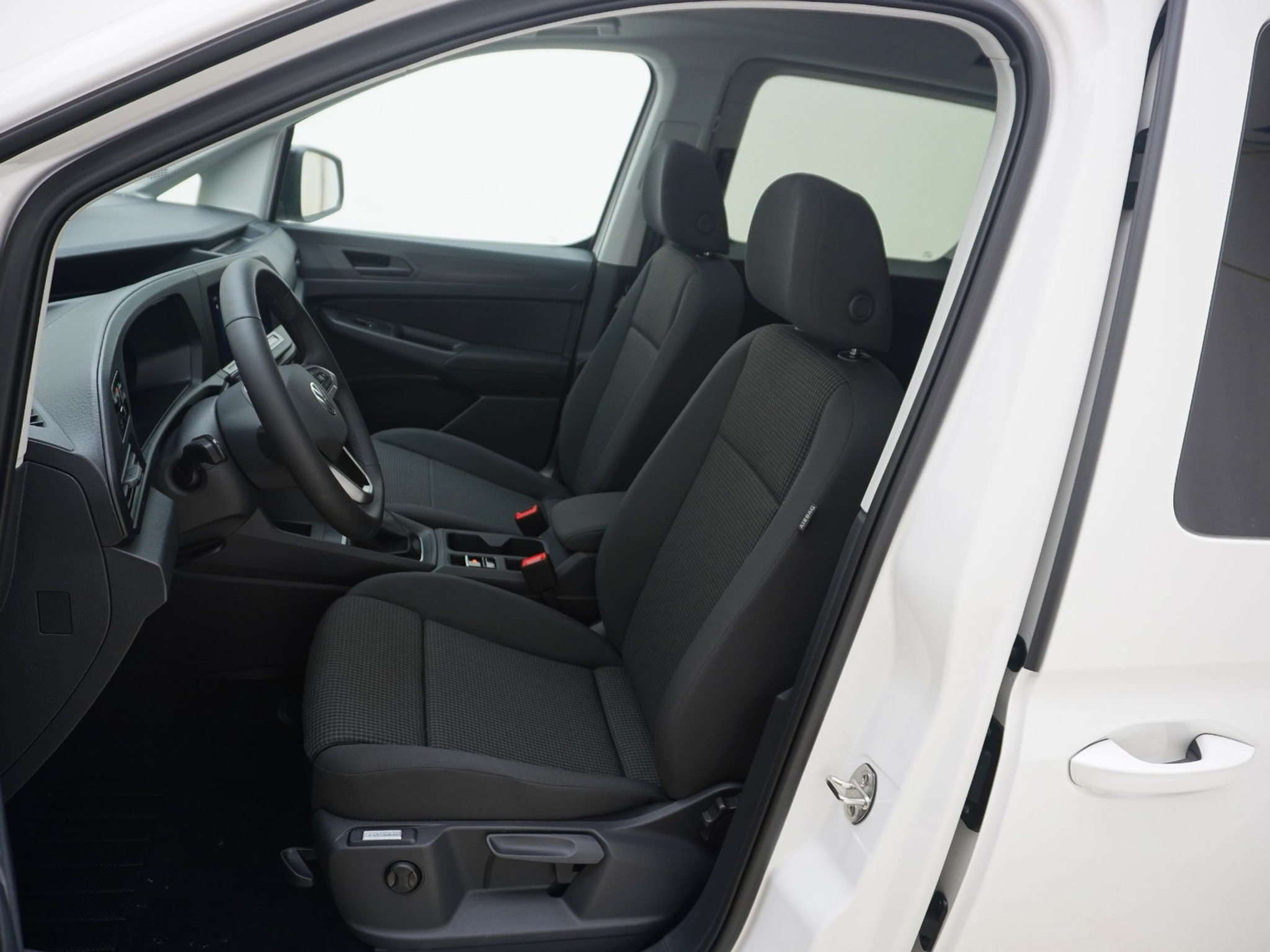 listing desktop thumbnail image 12