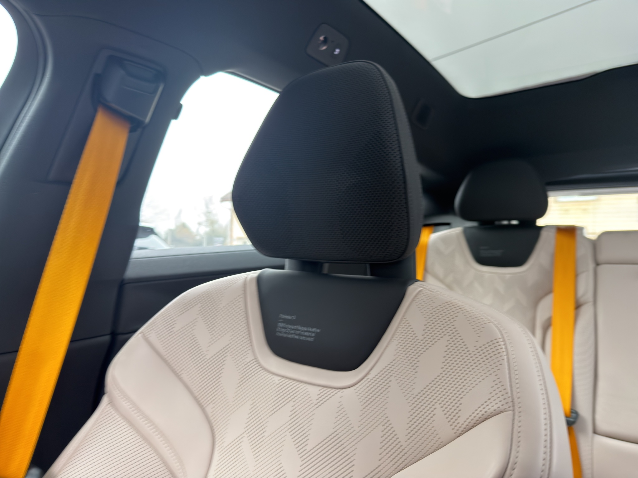 listing desktop thumbnail image 28