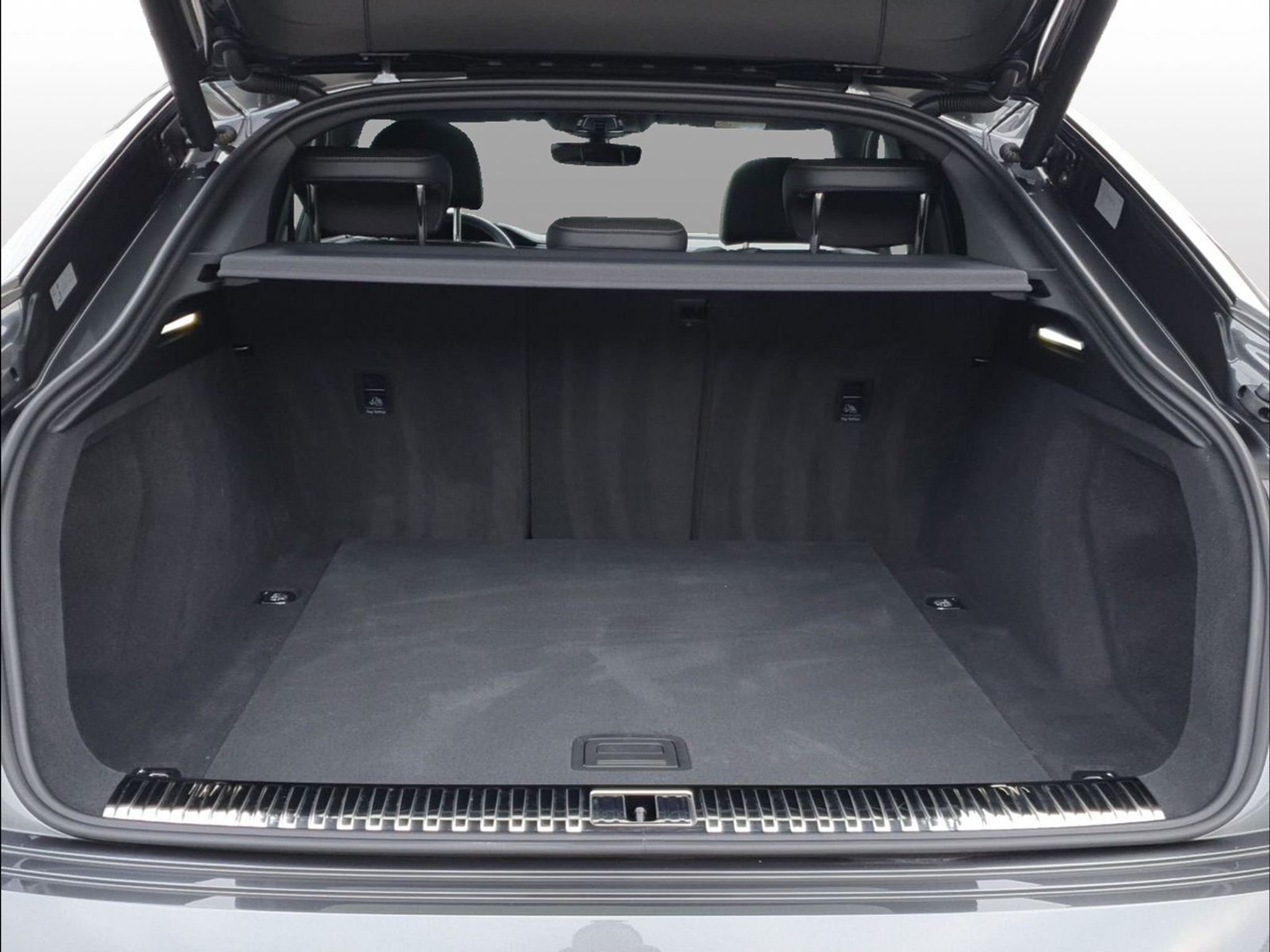 listing desktop thumbnail image 11