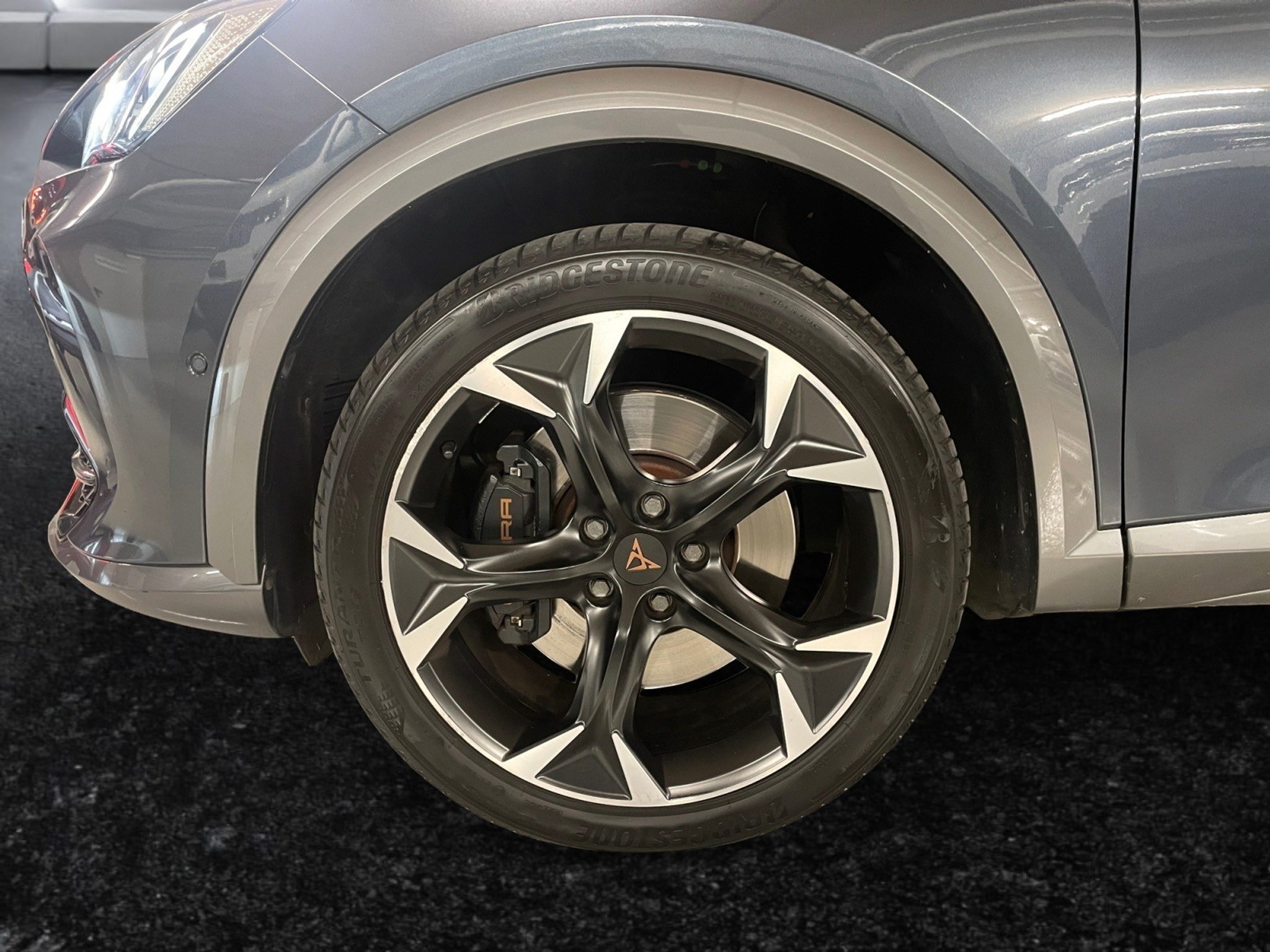 listing desktop thumbnail image 15