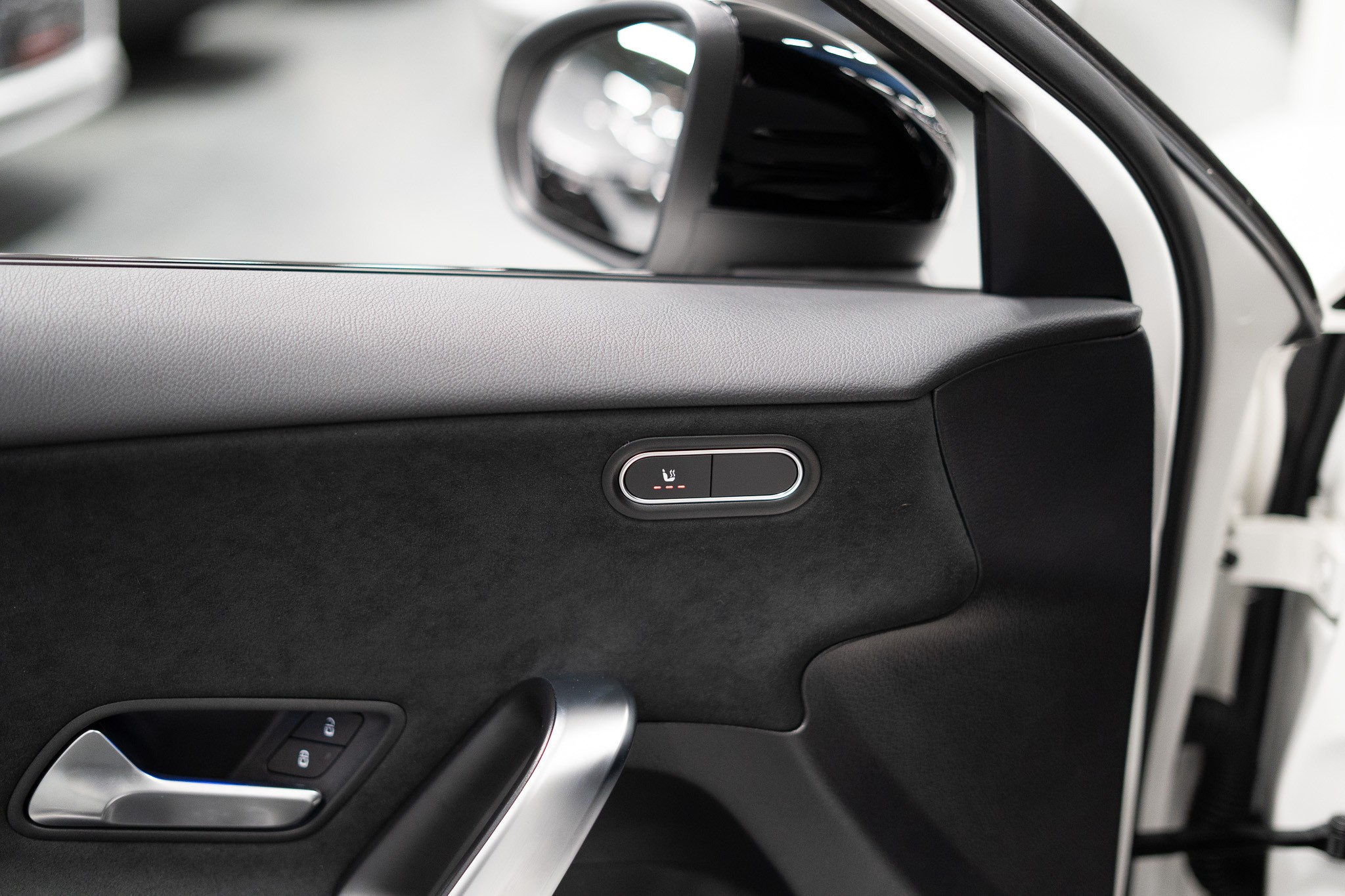 listing desktop thumbnail image 10