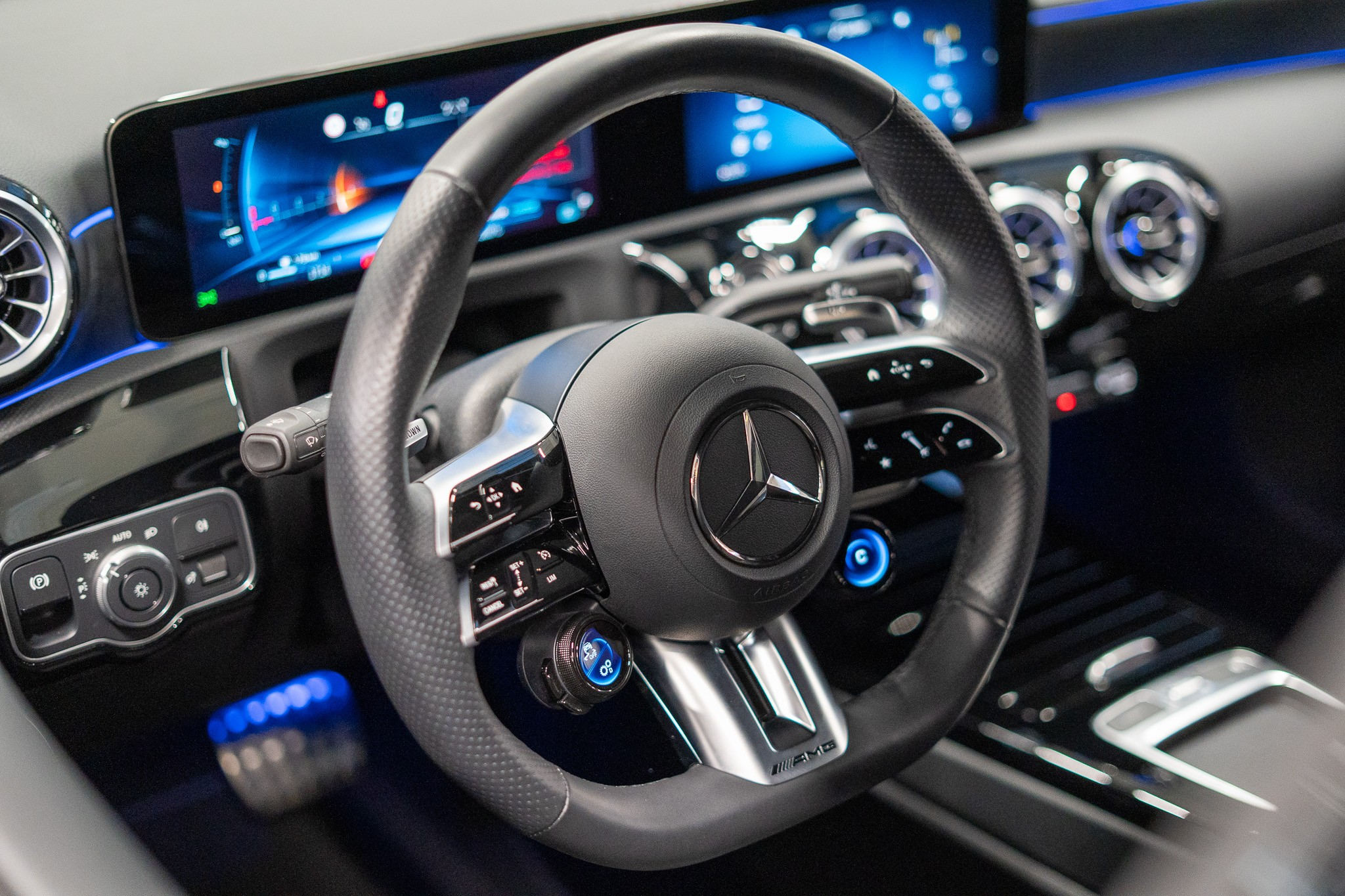 listing desktop thumbnail image 9