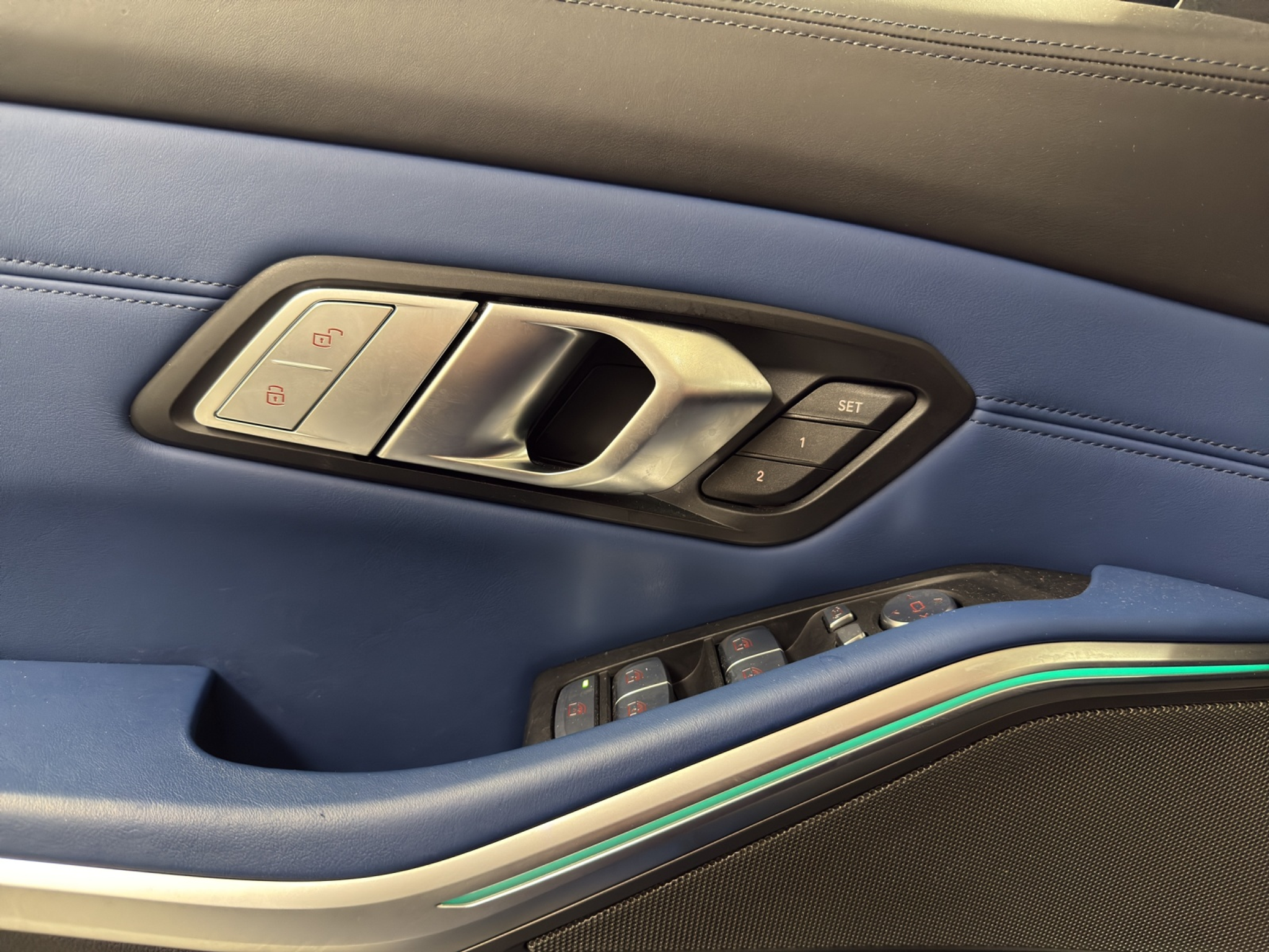 listing desktop thumbnail image 11