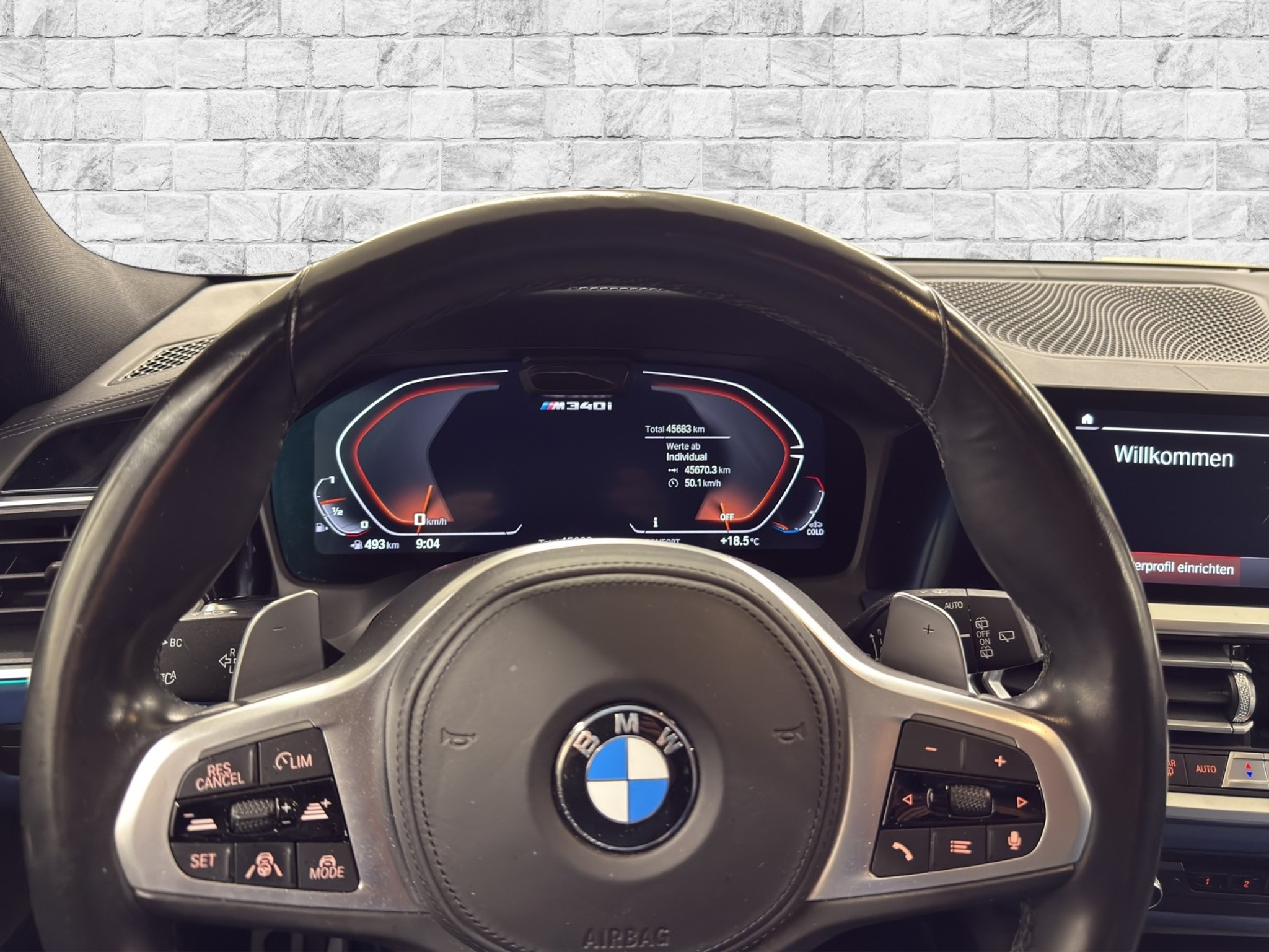 listing desktop thumbnail image 10