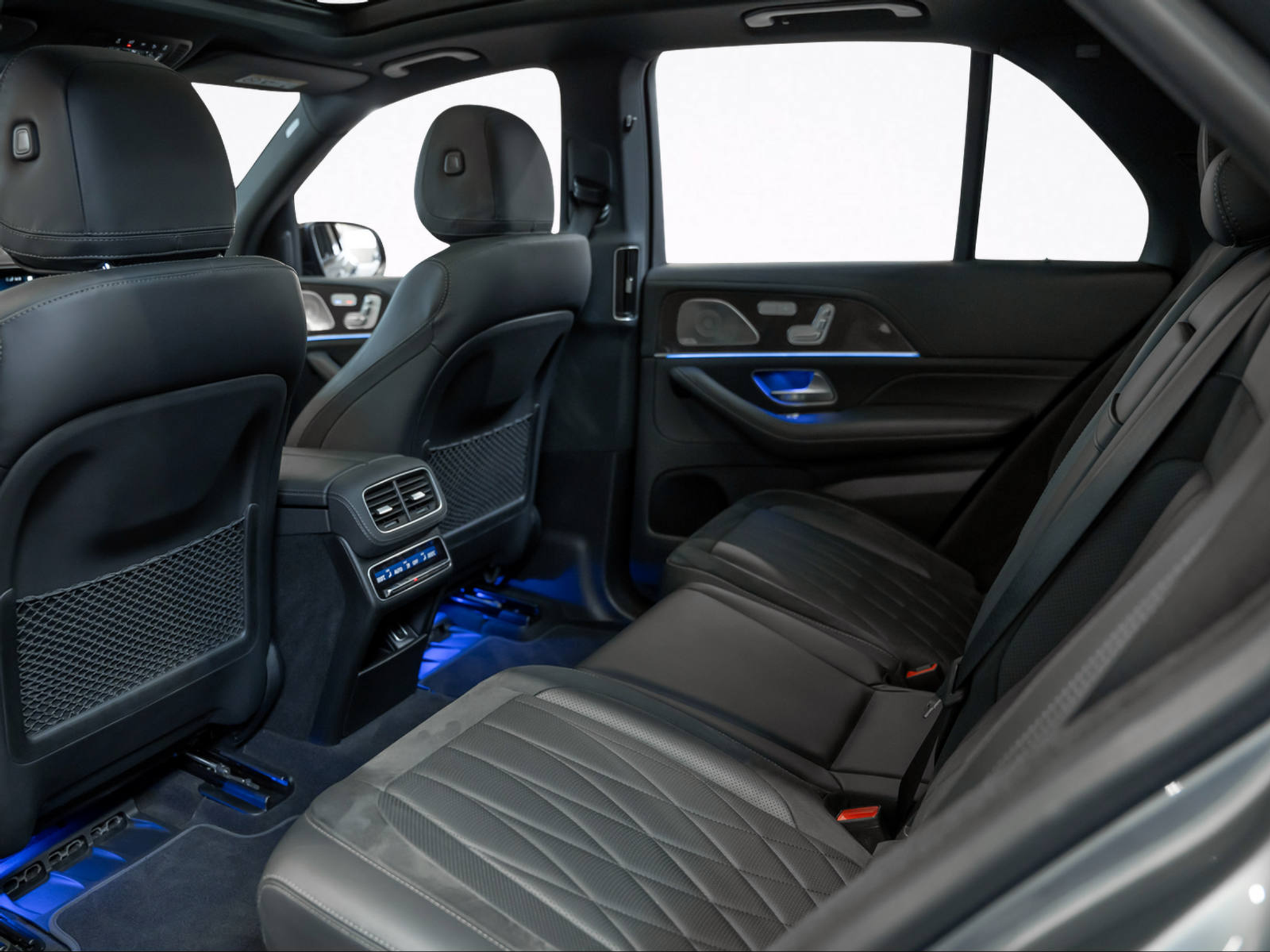 listing desktop thumbnail image 15