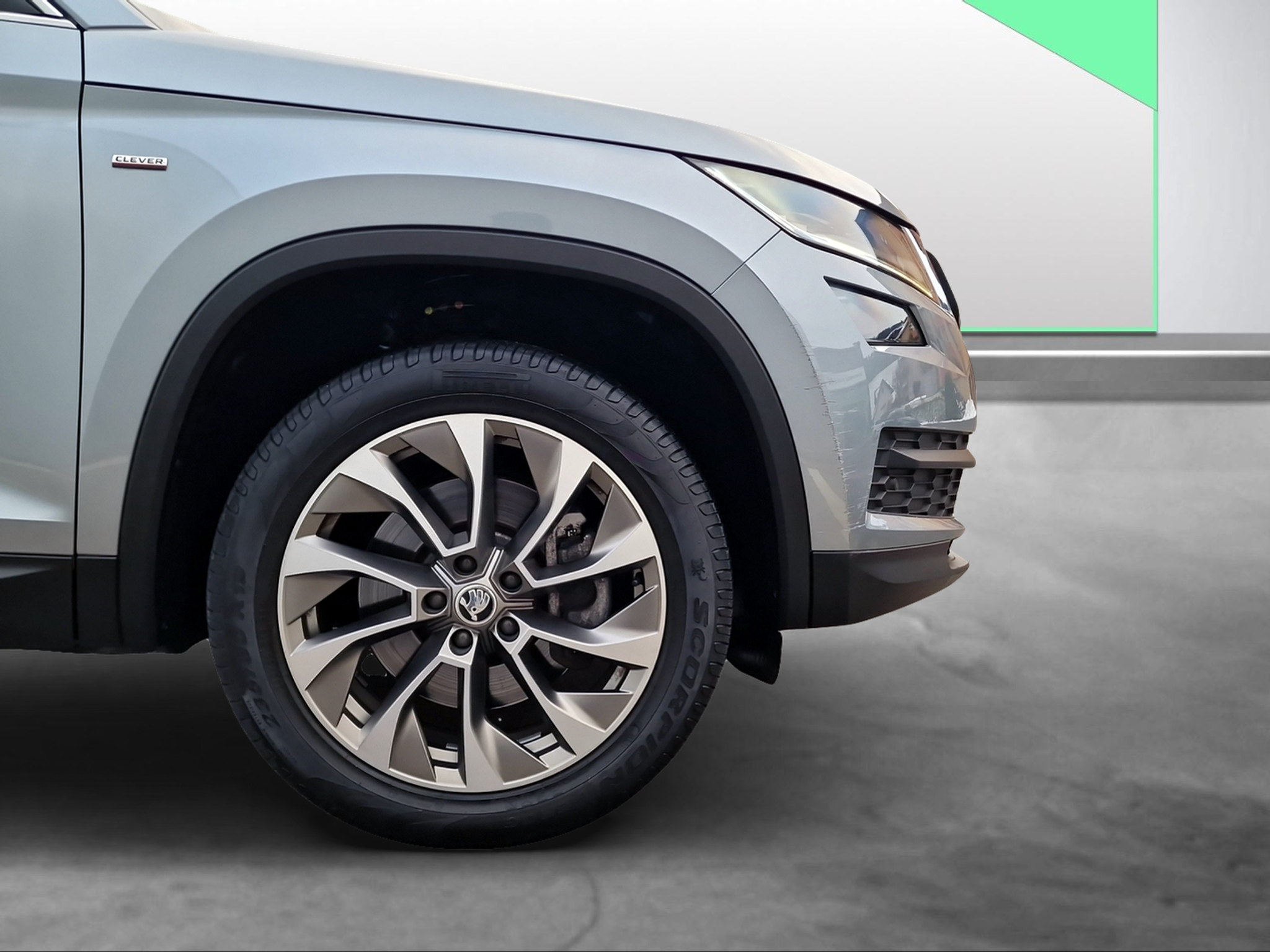 listing desktop thumbnail image 14