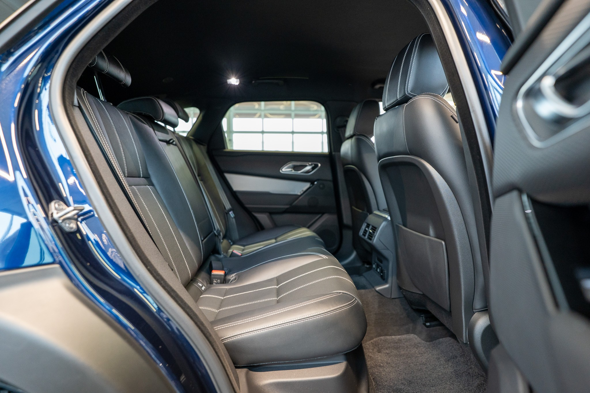 listing desktop thumbnail image 12