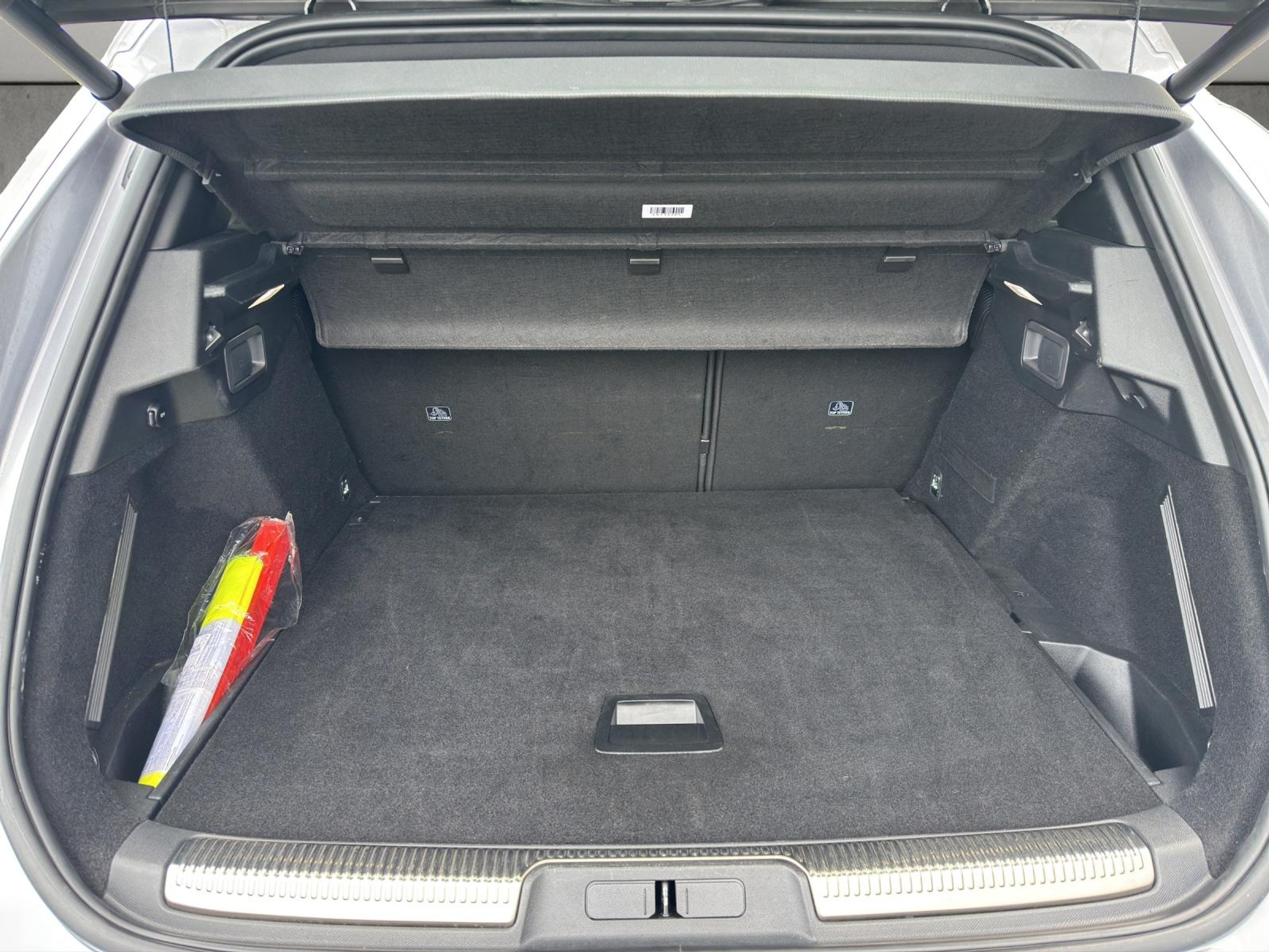 listing desktop thumbnail image 21