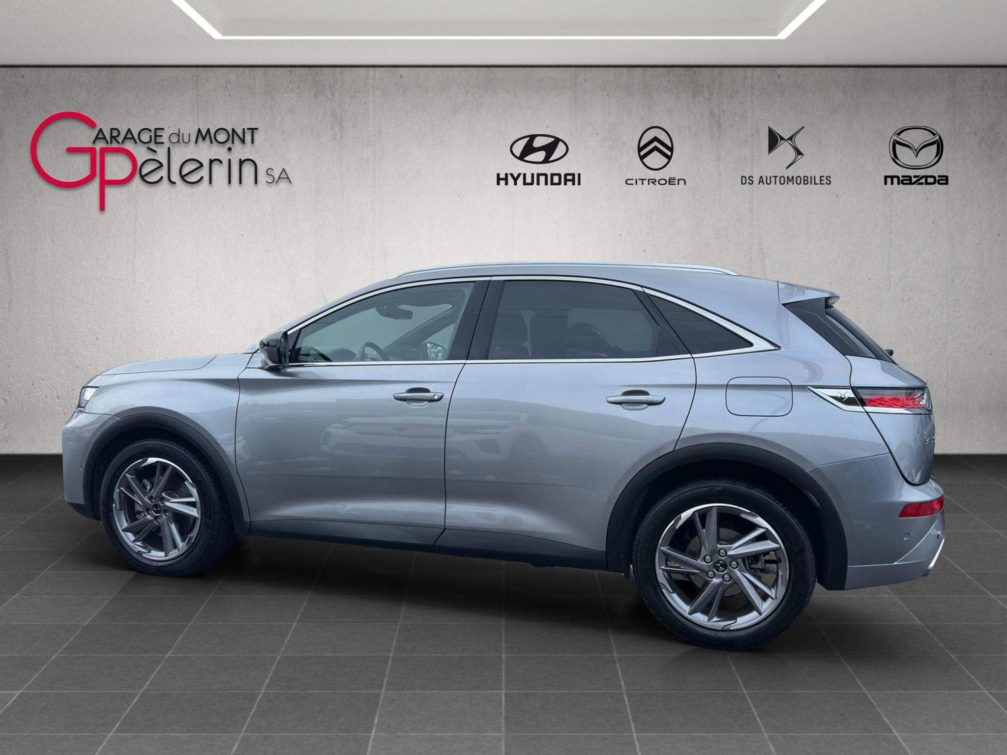 listing desktop thumbnail image 6