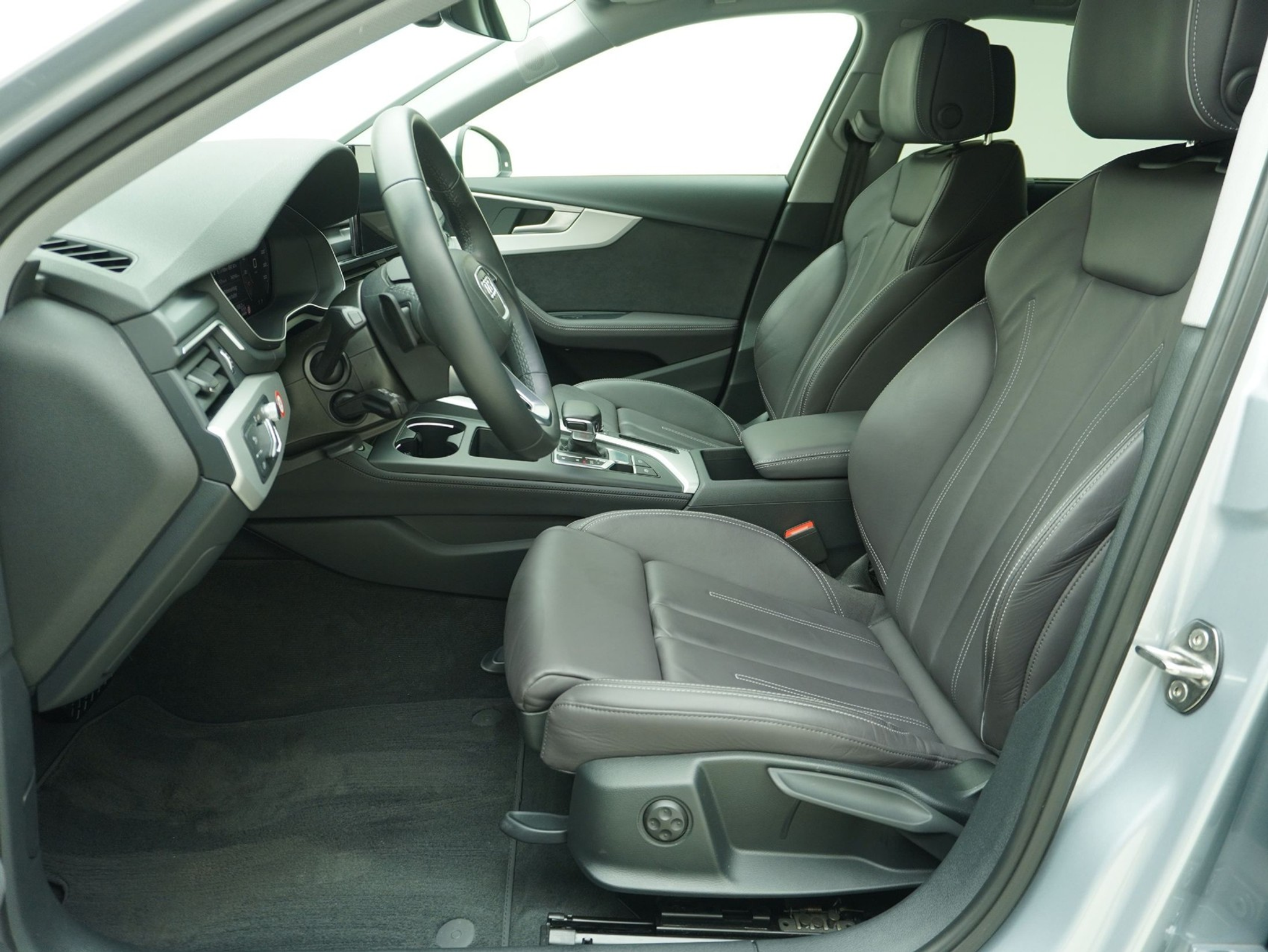 listing desktop thumbnail image 6