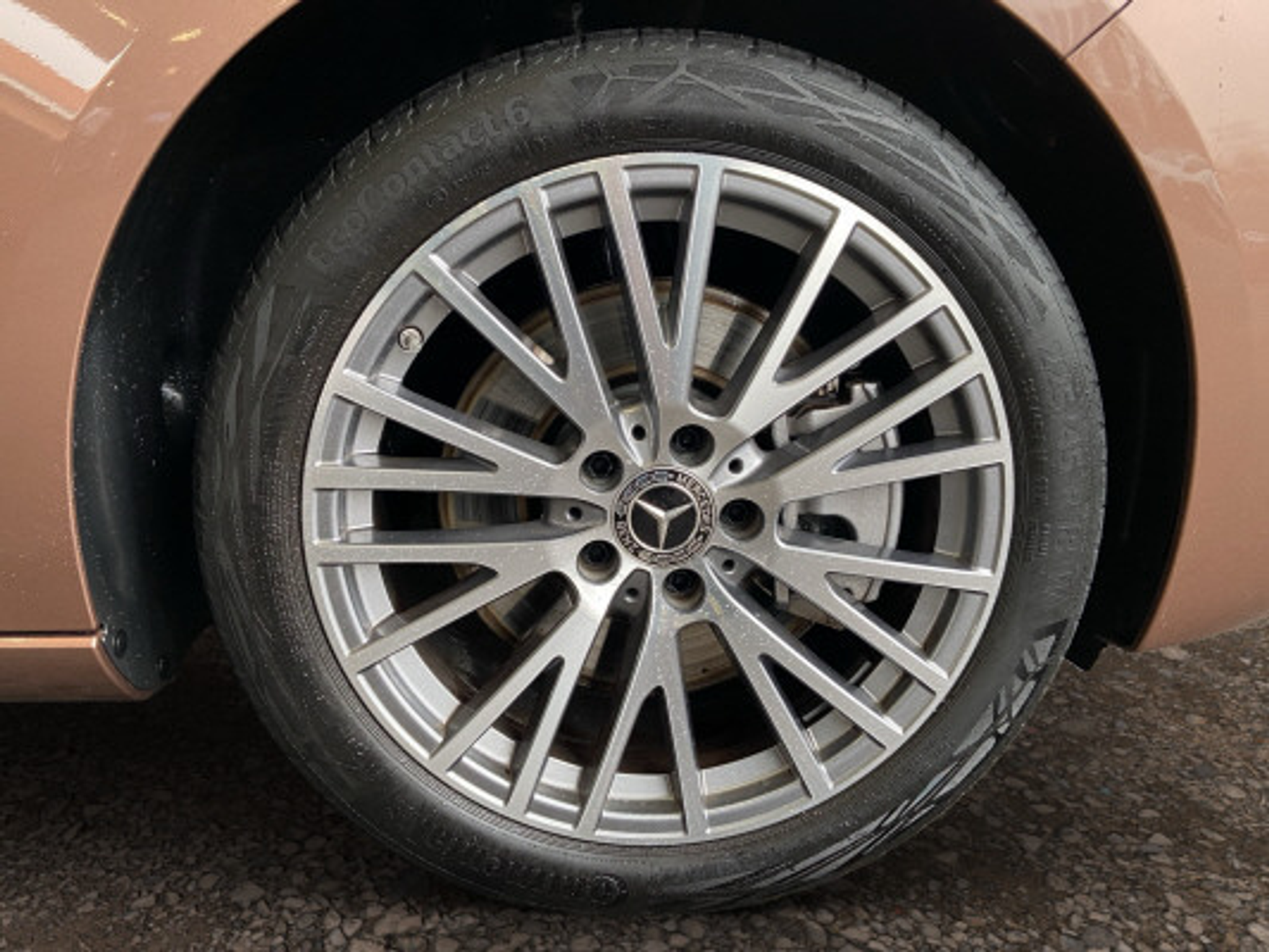 listing desktop thumbnail image 7