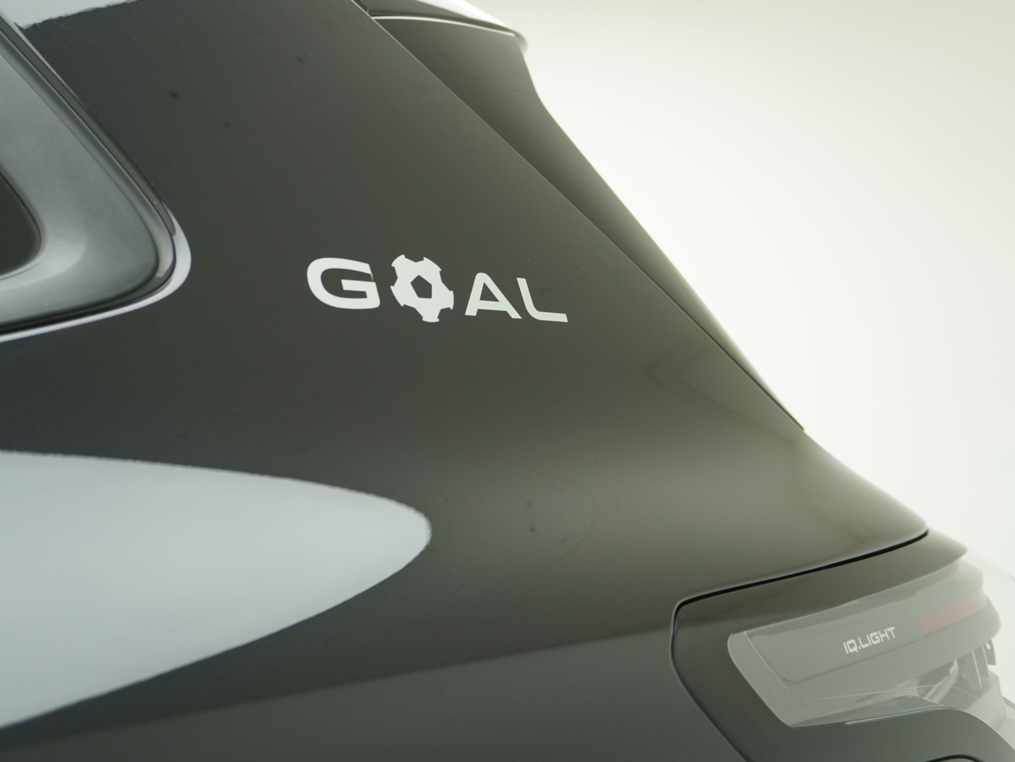 listing desktop thumbnail image 8