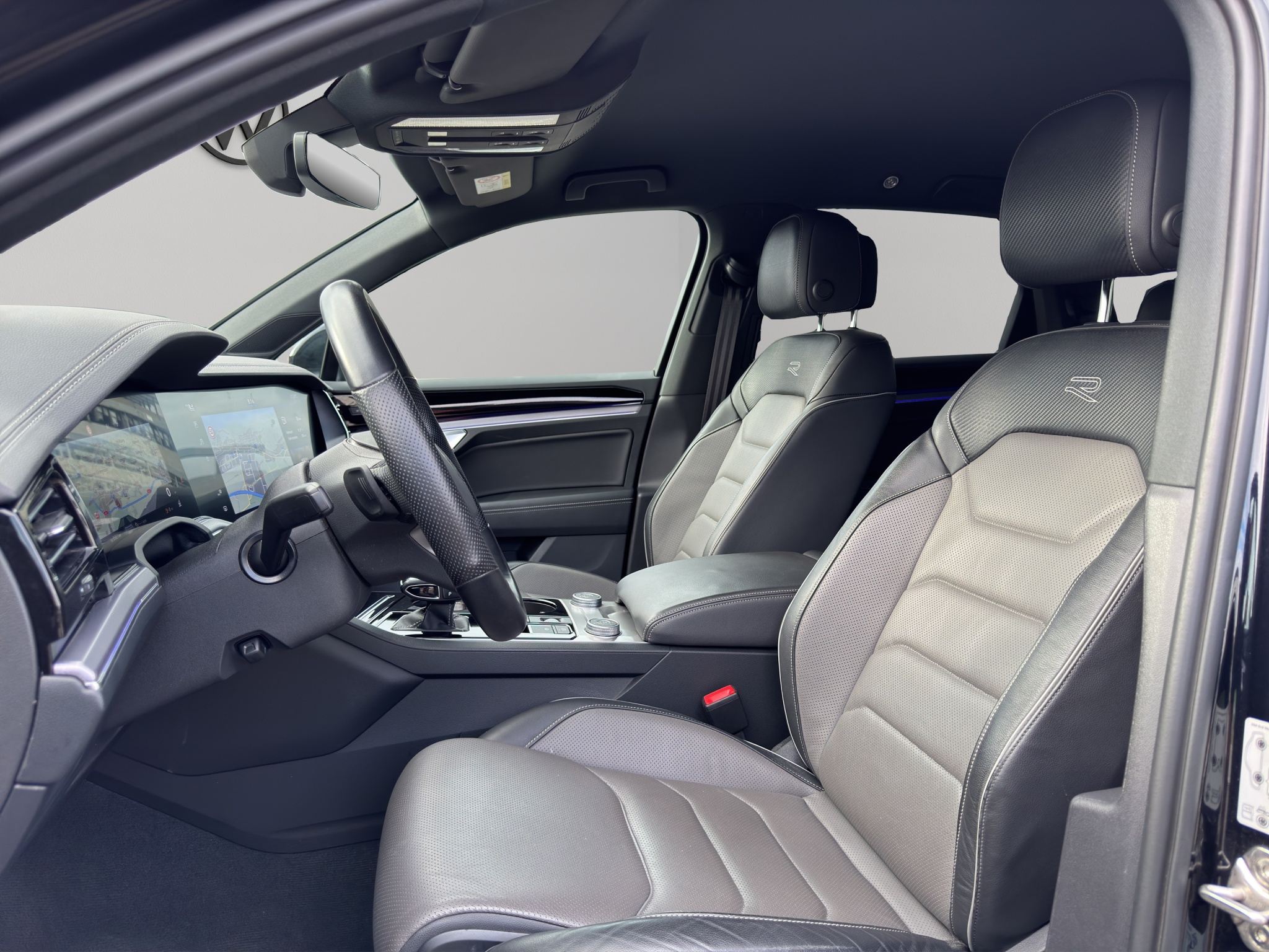 listing desktop thumbnail image 8