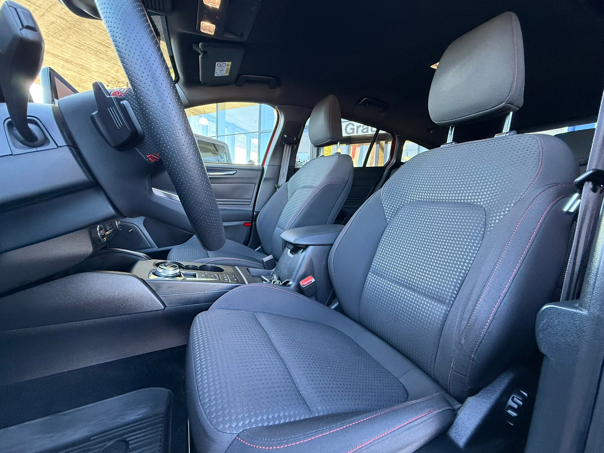 listing desktop thumbnail image 6