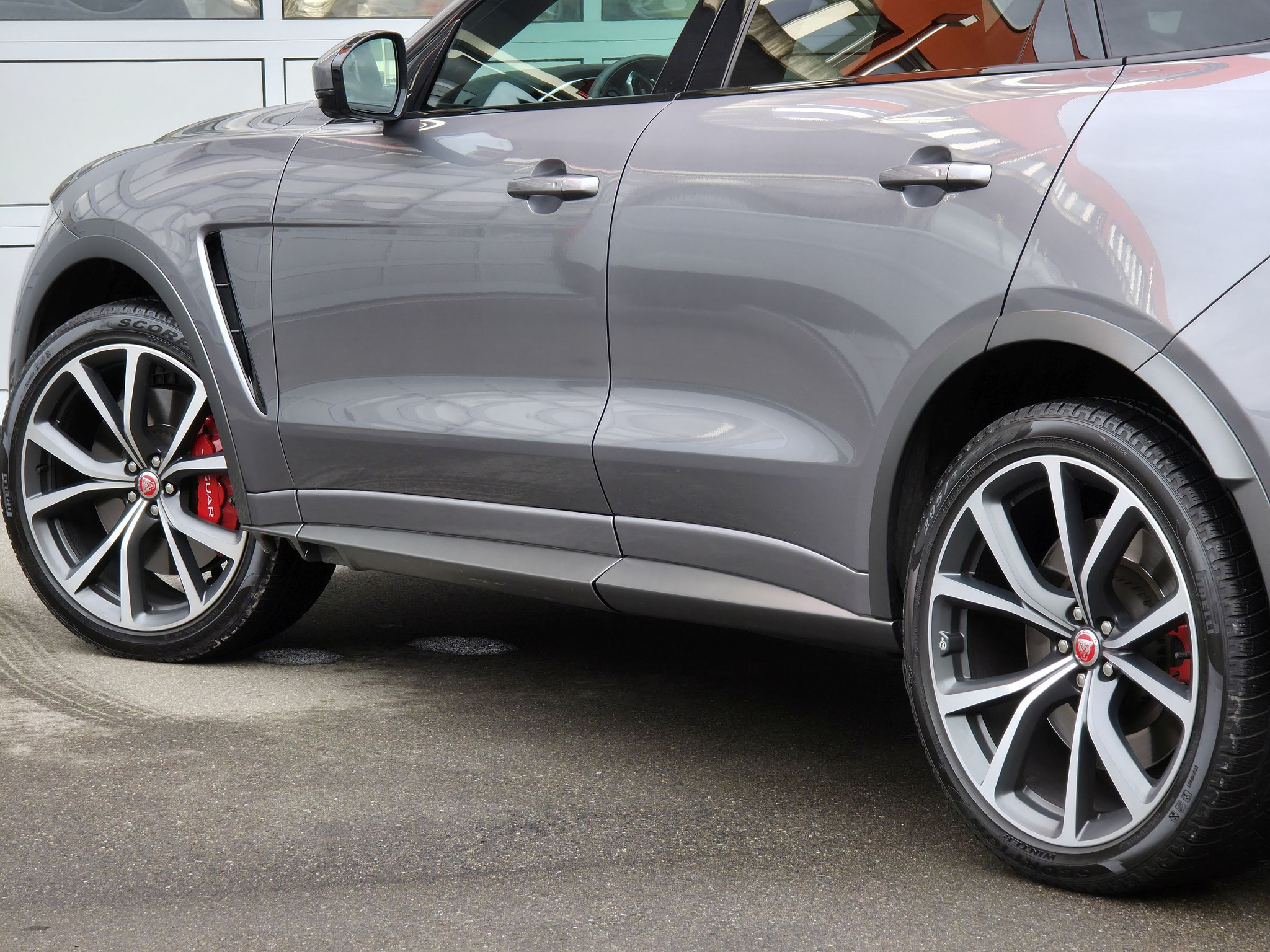 listing desktop thumbnail image 13