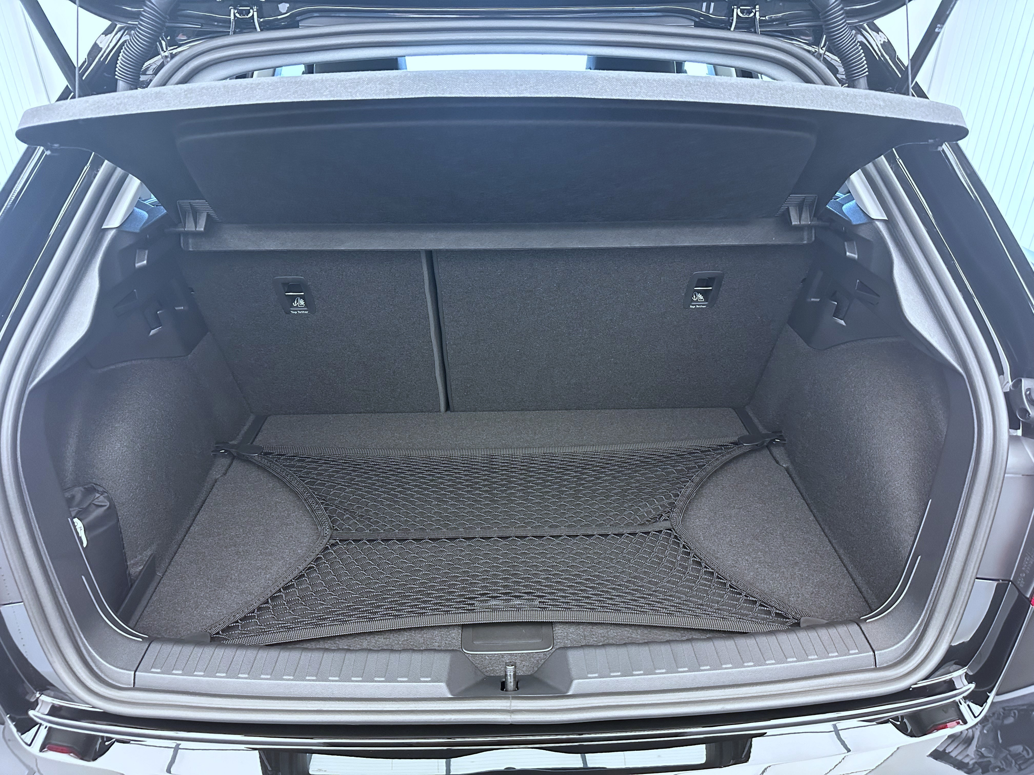 listing desktop thumbnail image 19