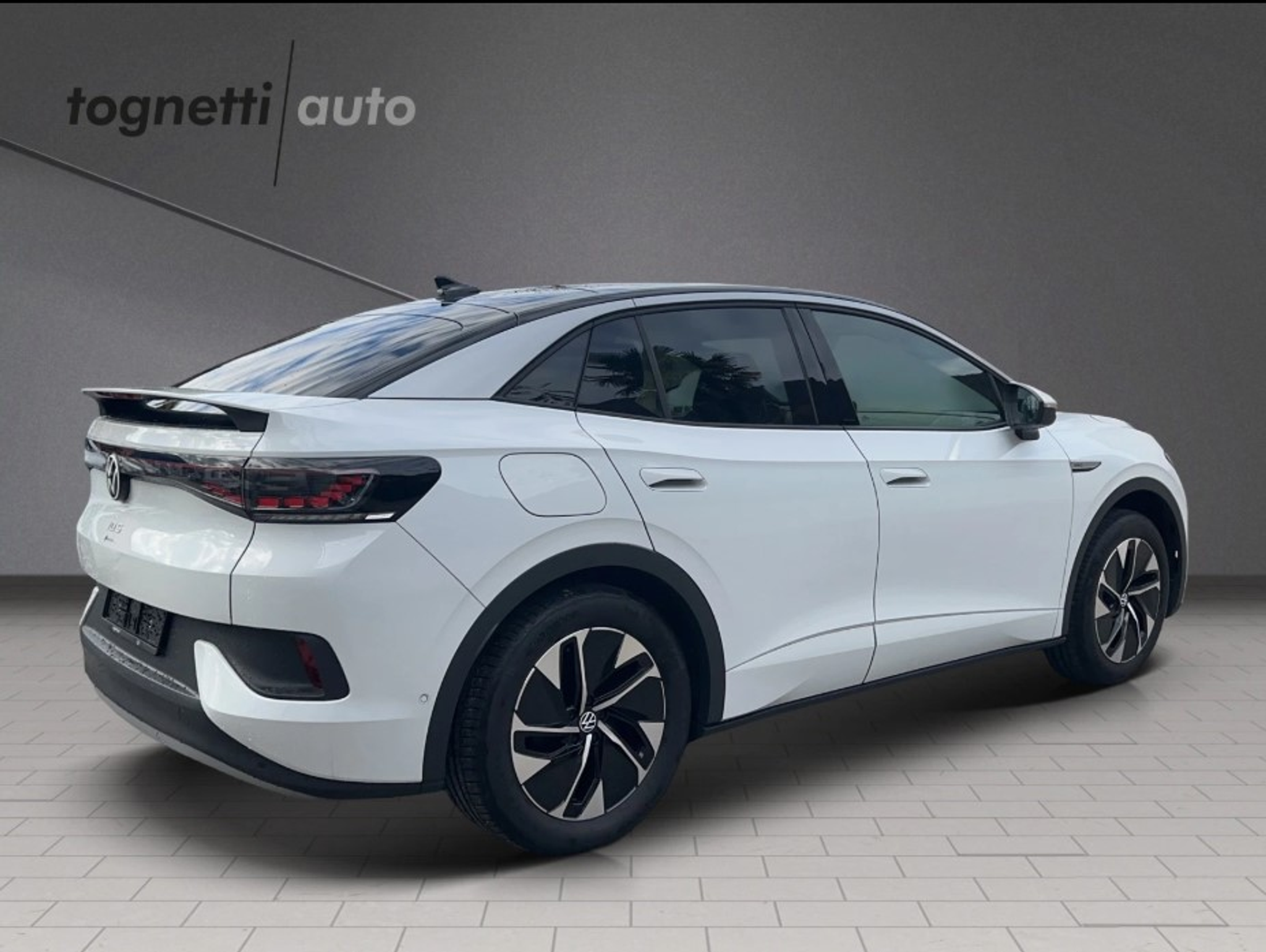 listing desktop thumbnail image 13