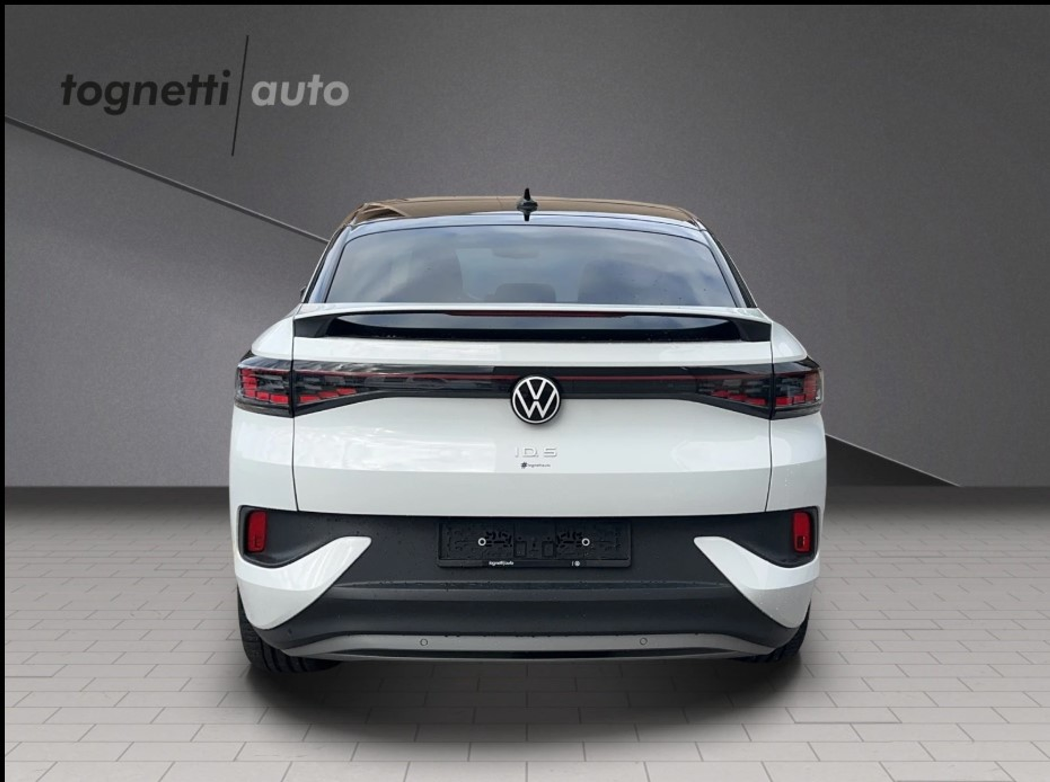 listing desktop thumbnail image 15