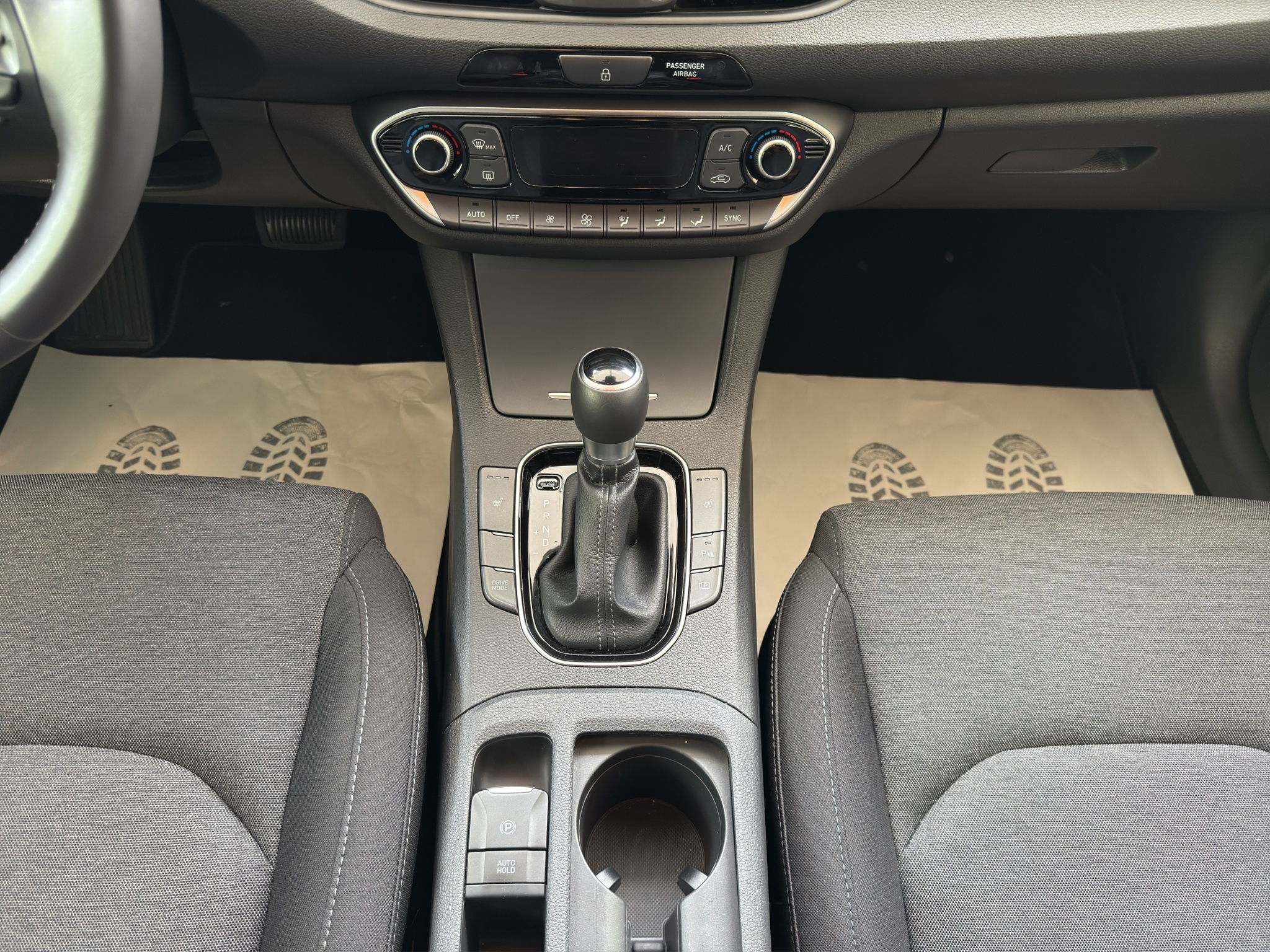 listing desktop thumbnail image 10