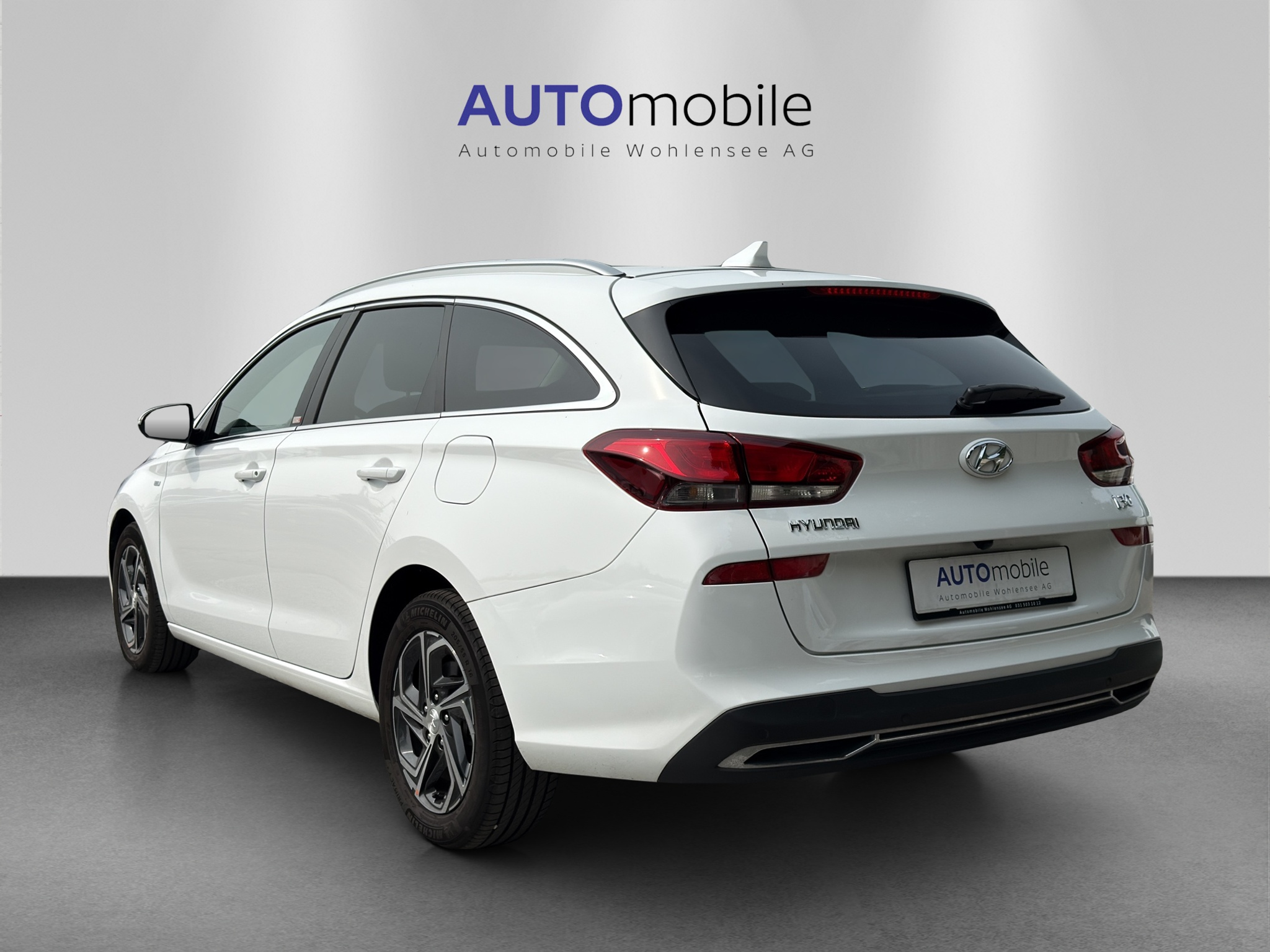 listing desktop thumbnail image 6