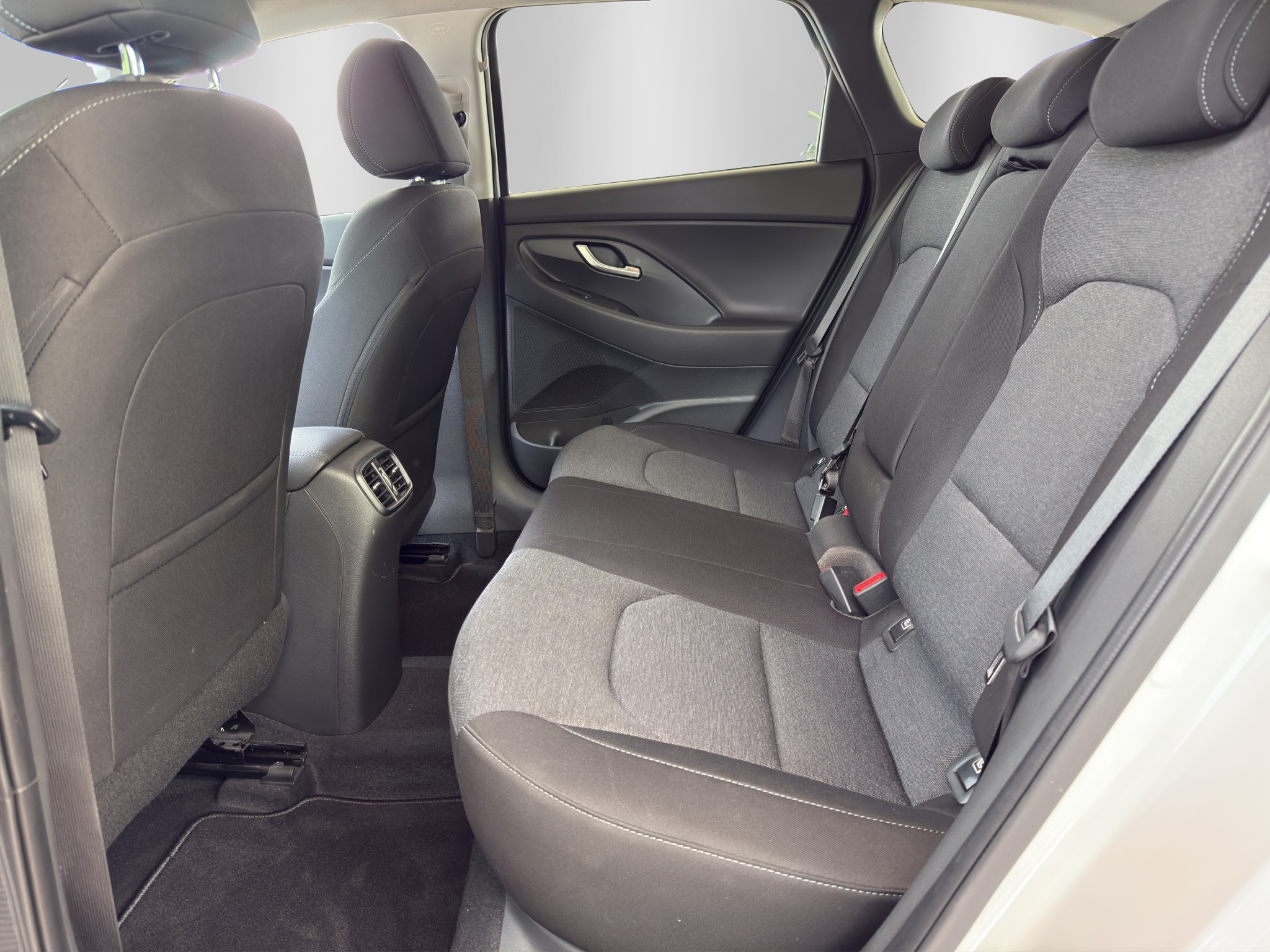 listing desktop thumbnail image 13