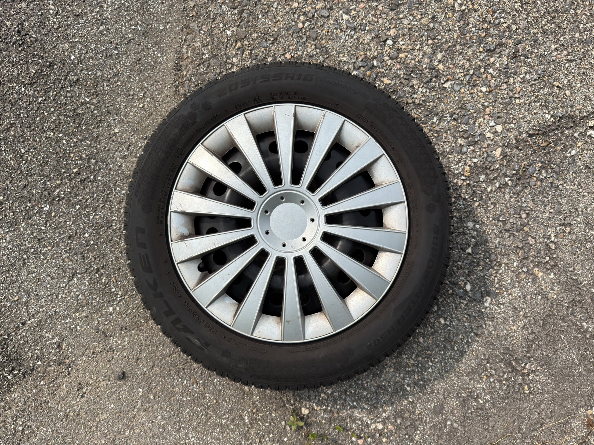 listing desktop thumbnail image 16