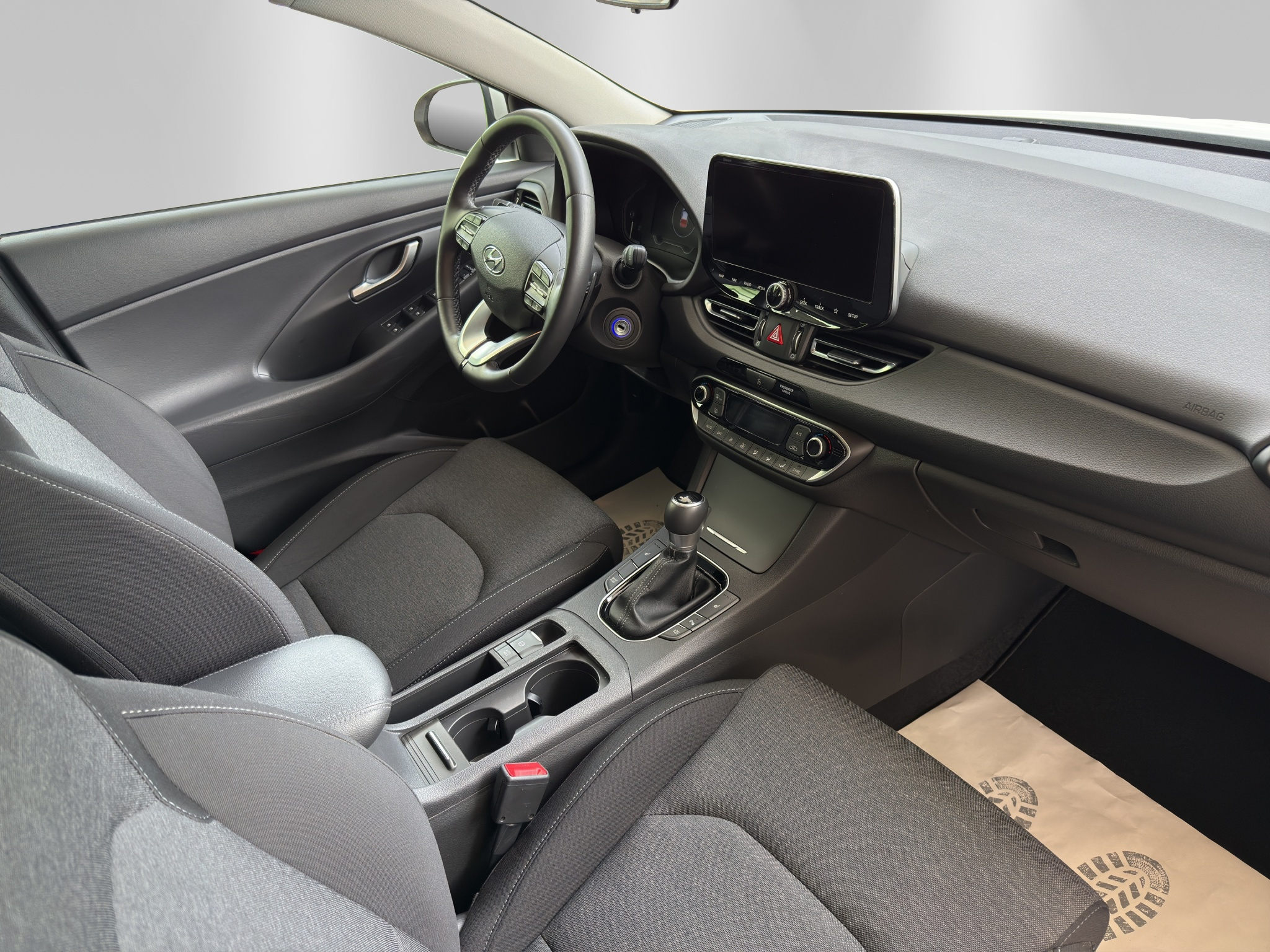 listing desktop thumbnail image 12