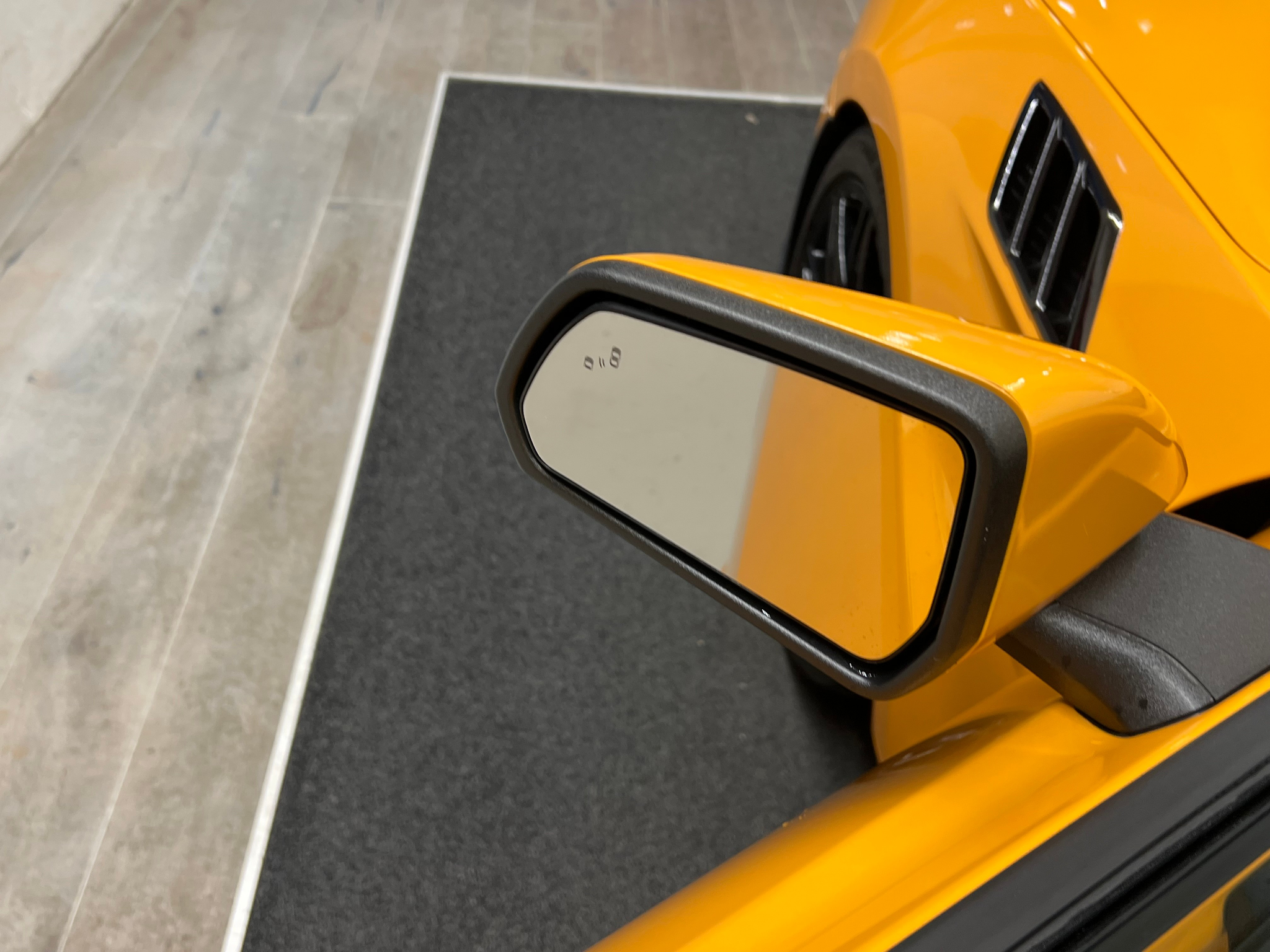 listing desktop thumbnail image 12