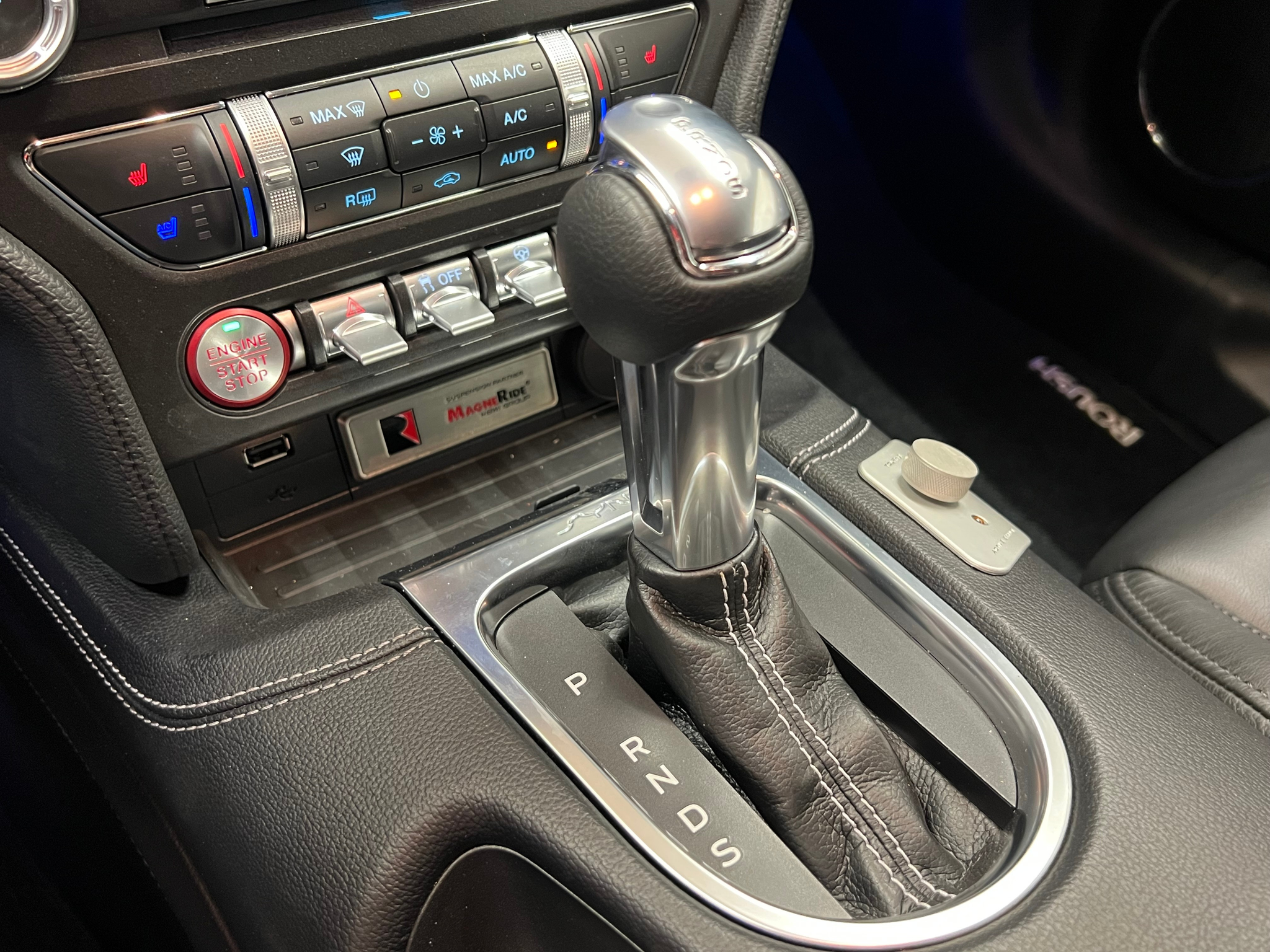 listing desktop thumbnail image 23