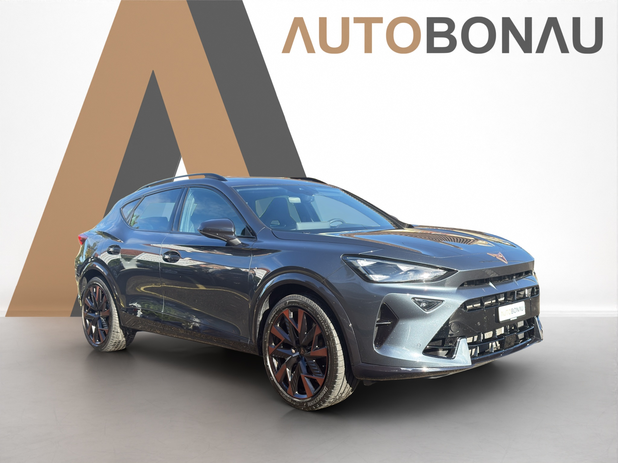 listing desktop thumbnail image 6