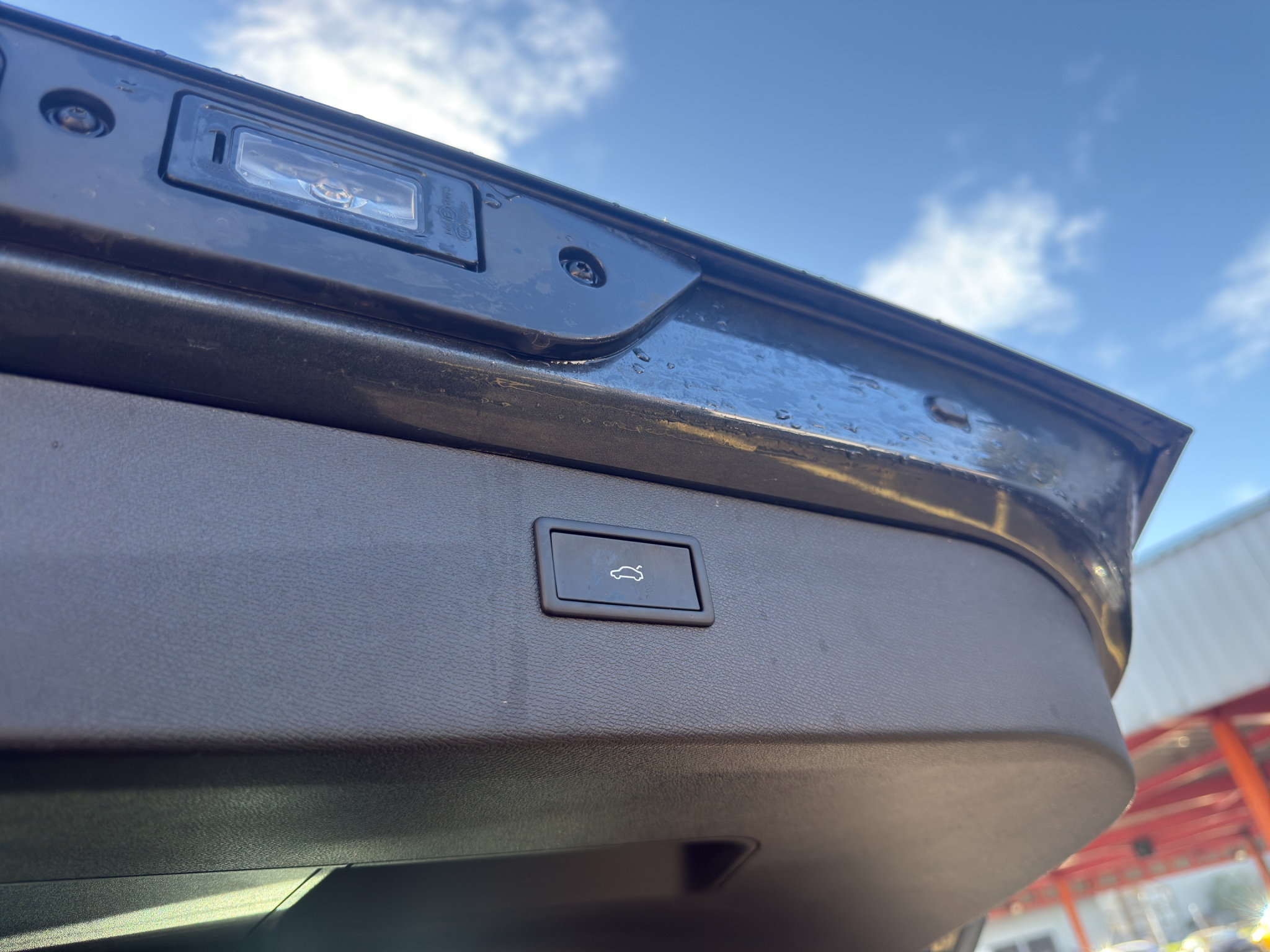 listing desktop thumbnail image 20