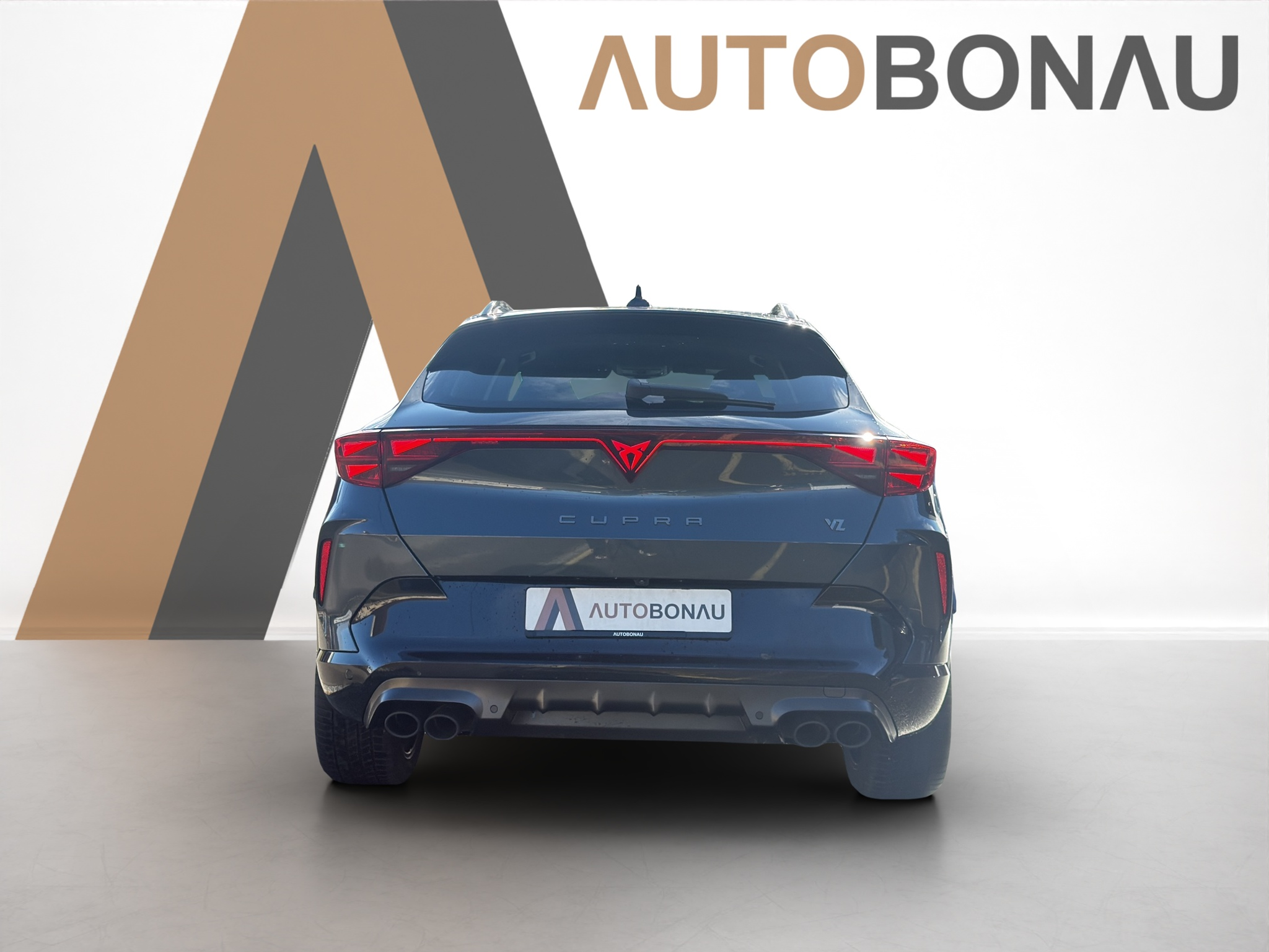 listing desktop thumbnail image 3