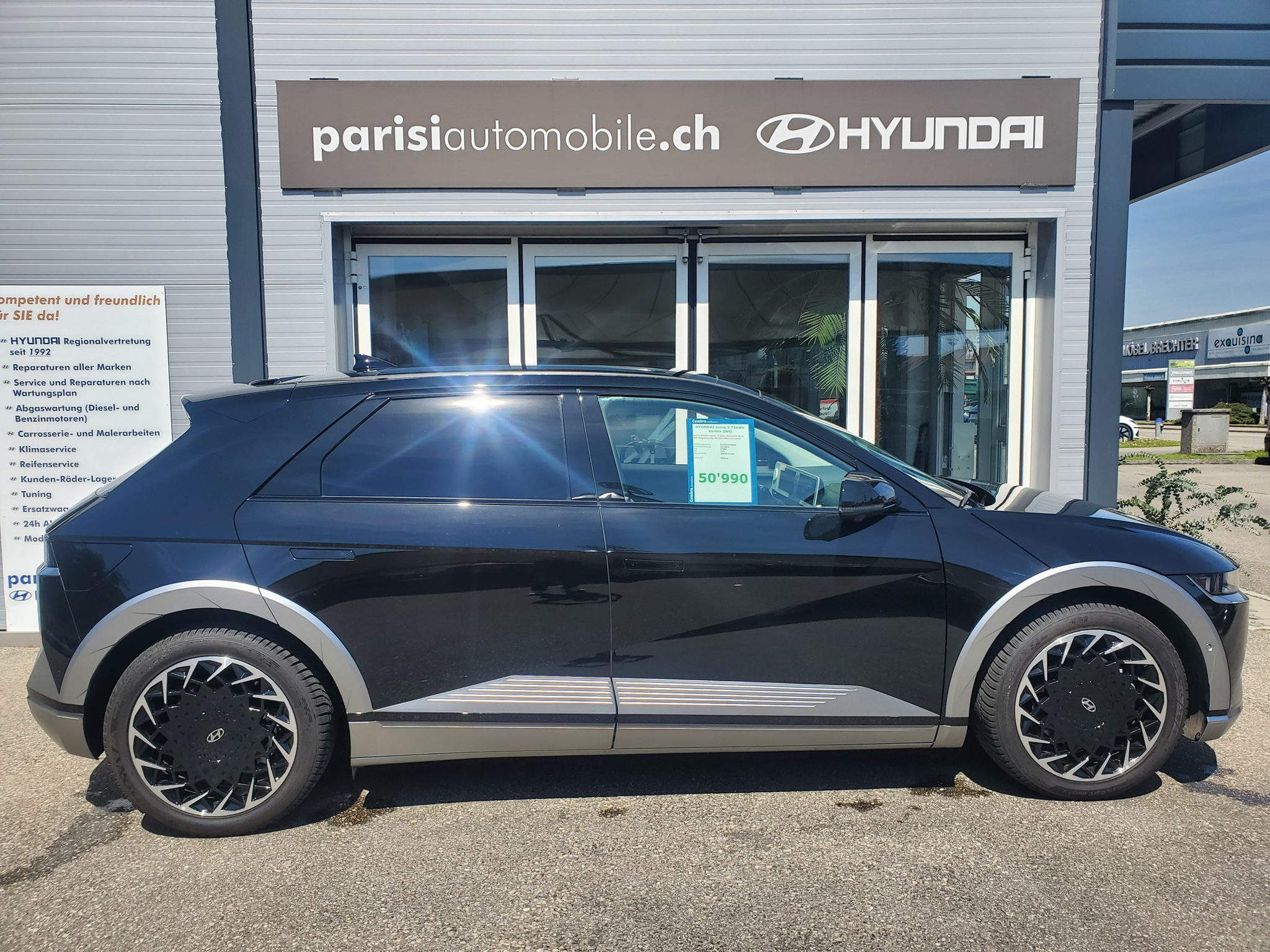 listing desktop thumbnail image 3