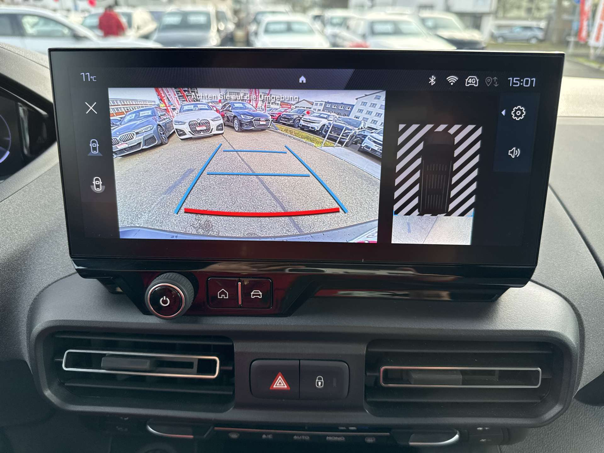 listing desktop thumbnail image 9