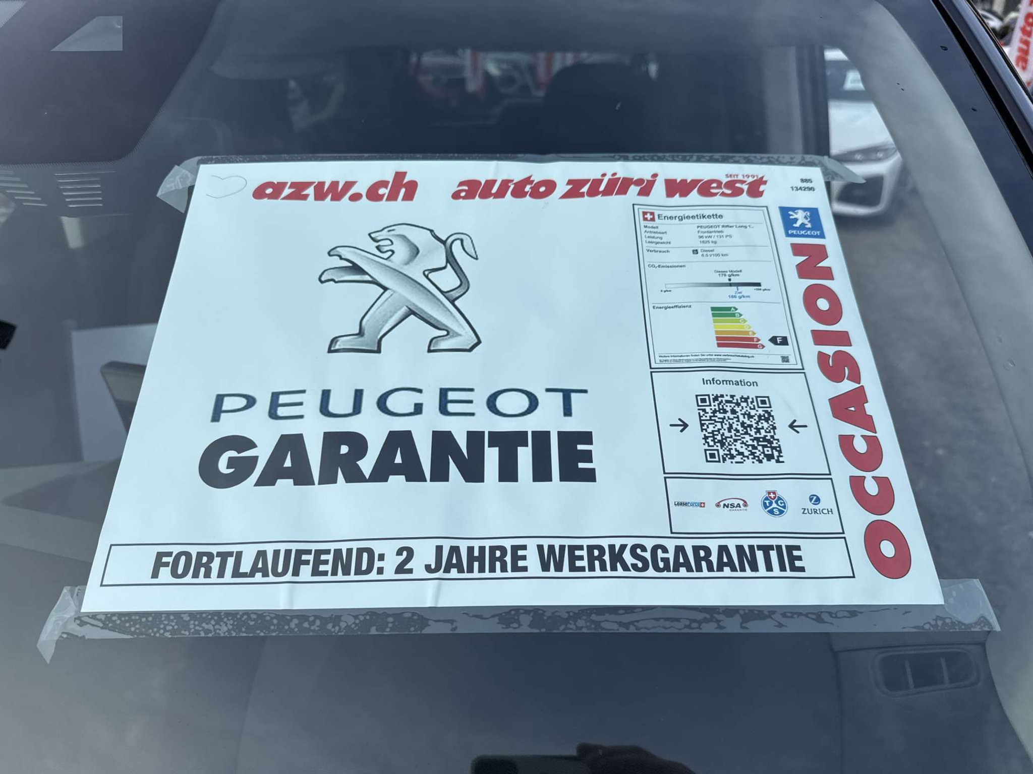 listing desktop thumbnail image 3