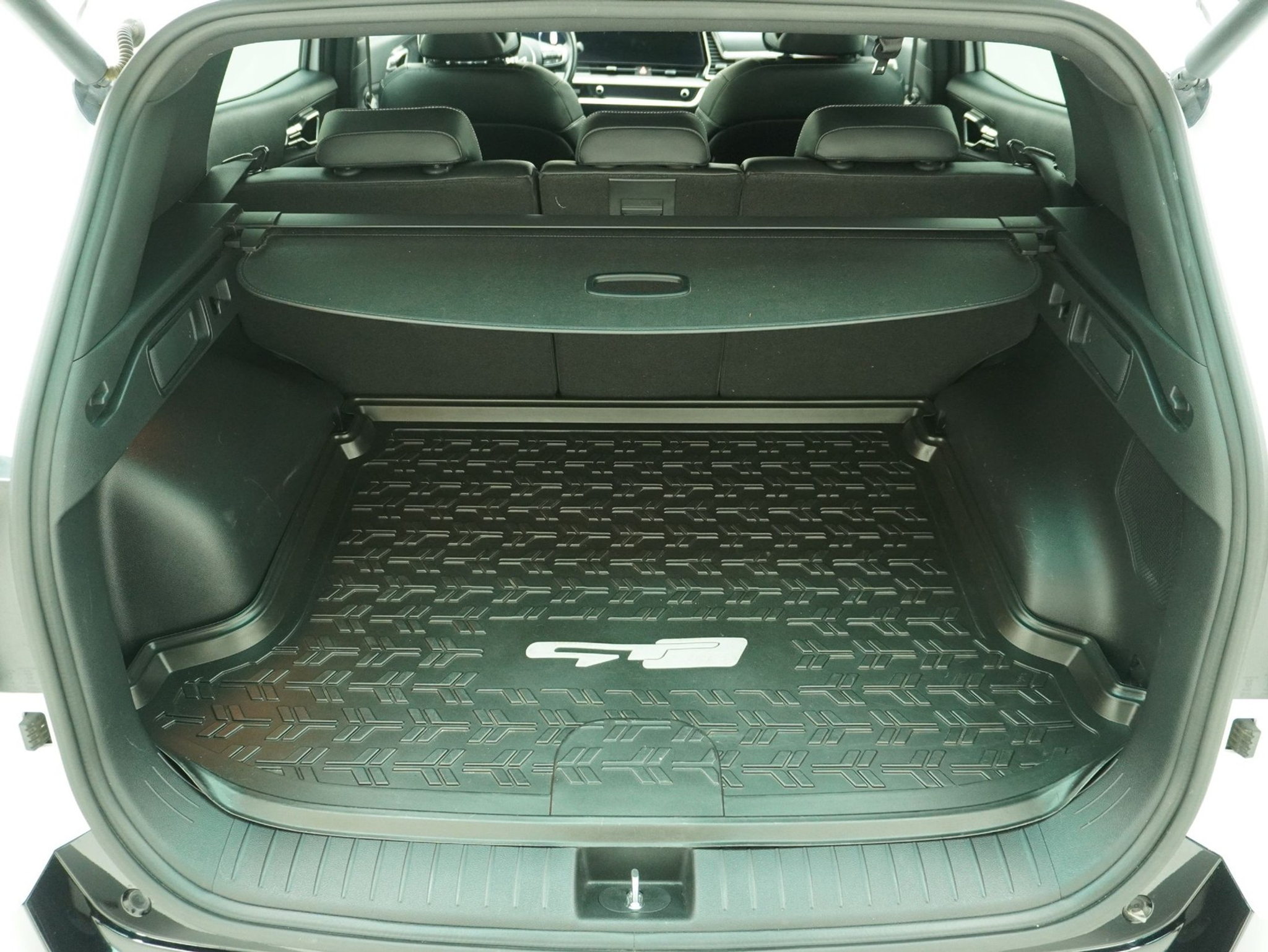 listing desktop thumbnail image 11