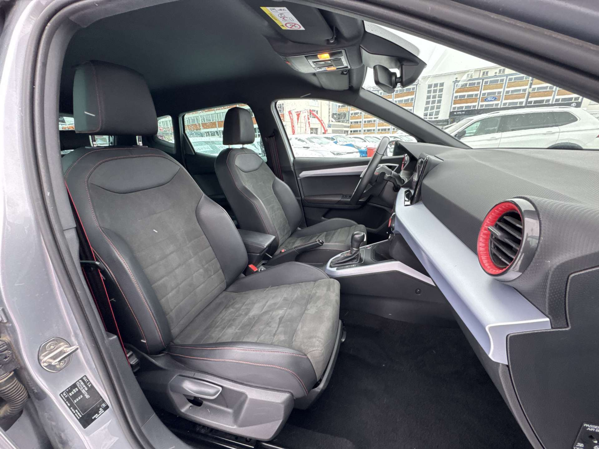 listing desktop thumbnail image 12