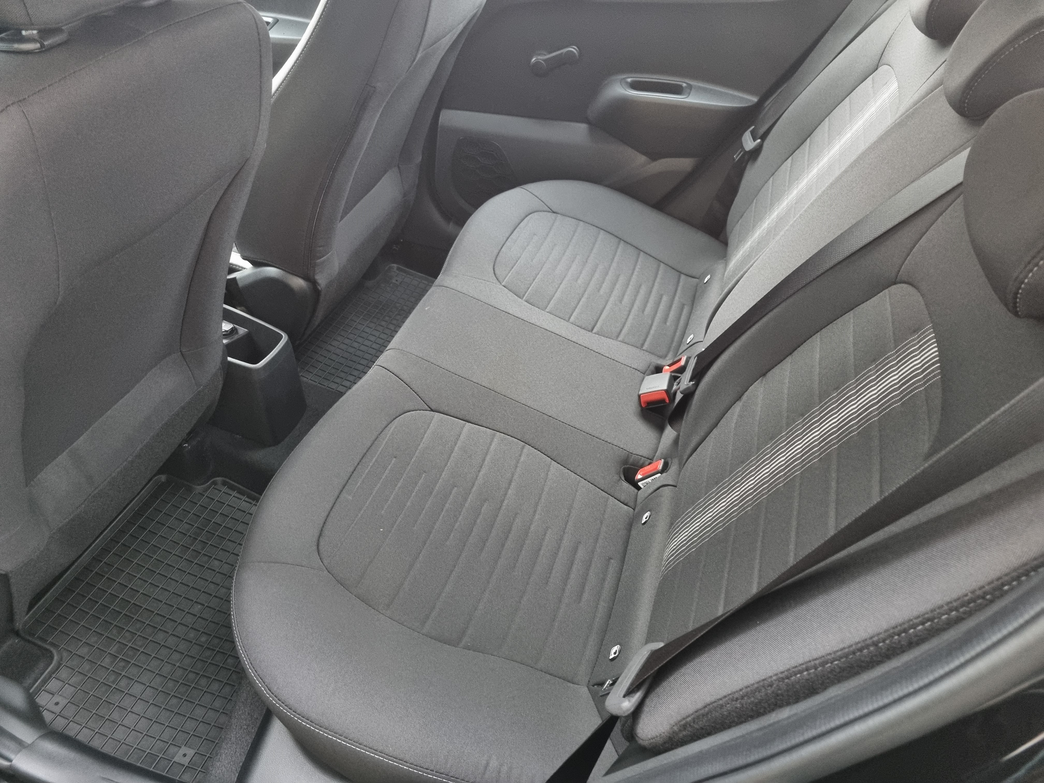 listing desktop thumbnail image 9