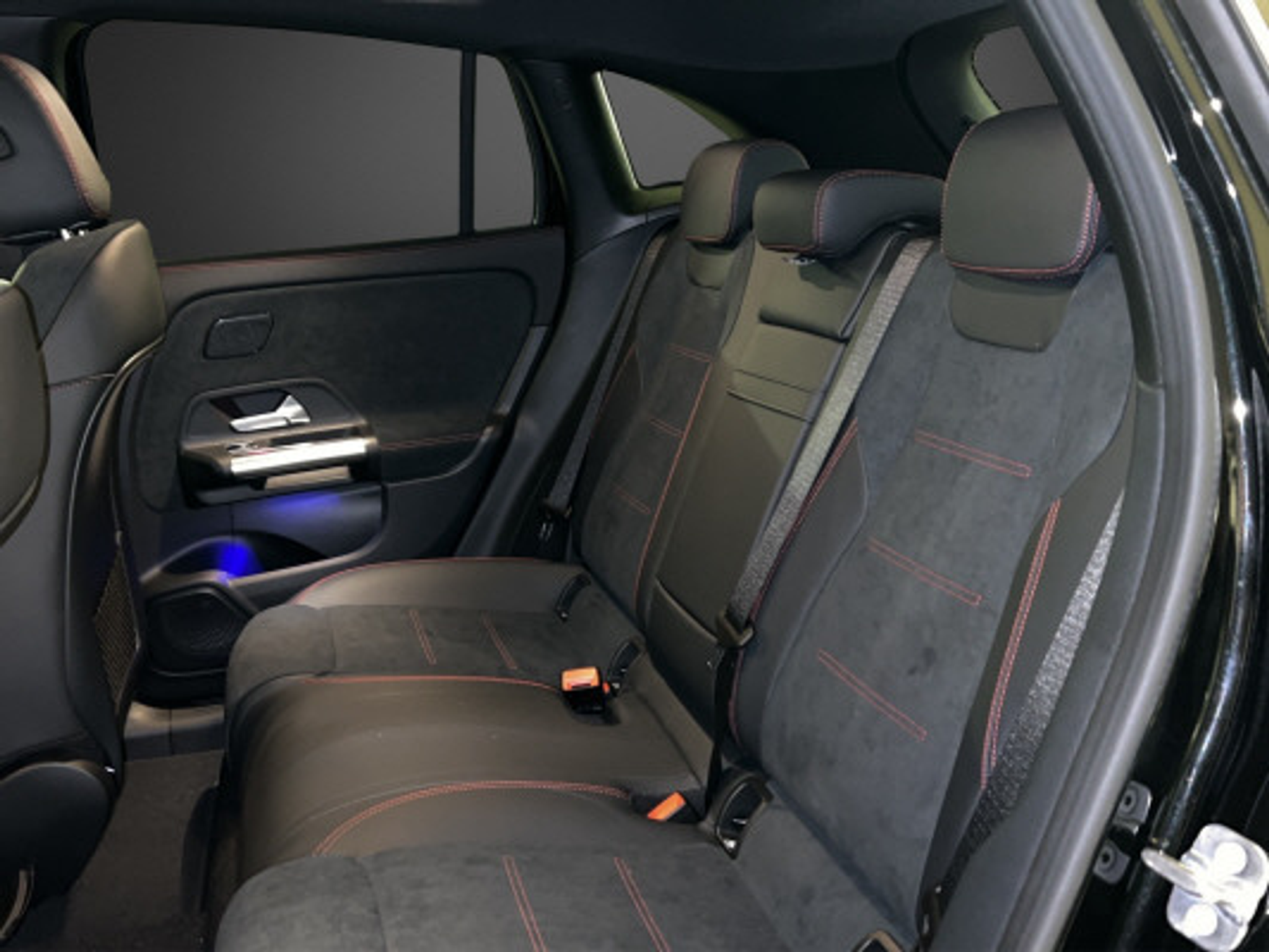 listing desktop thumbnail image 9