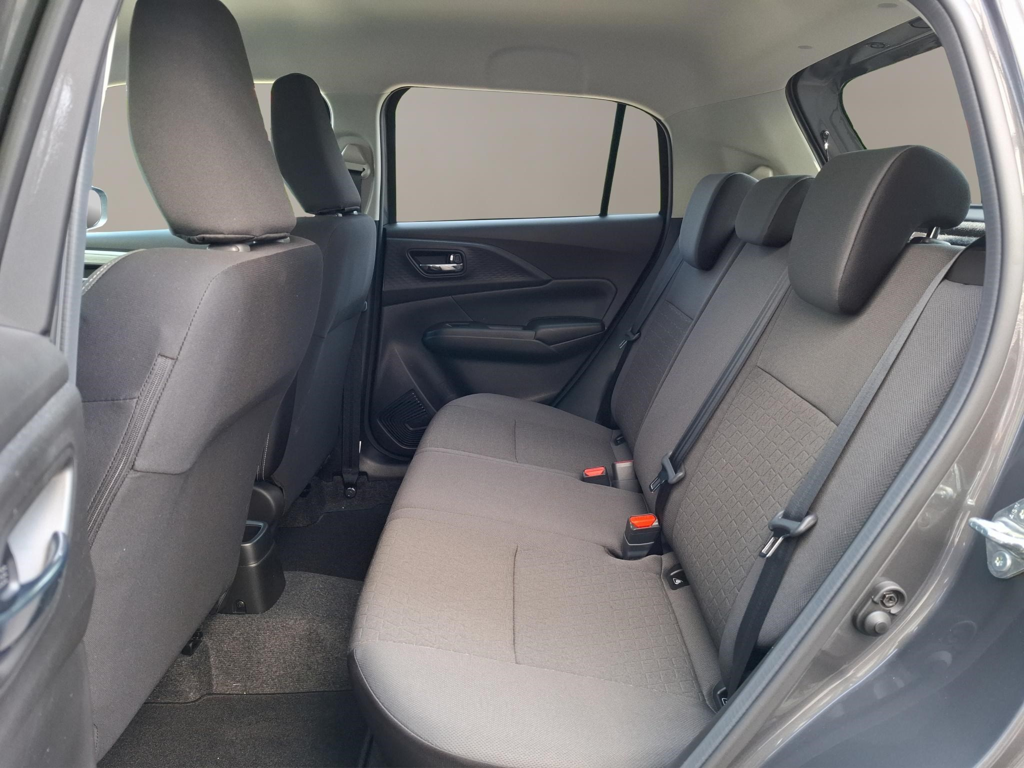 listing desktop thumbnail image 10