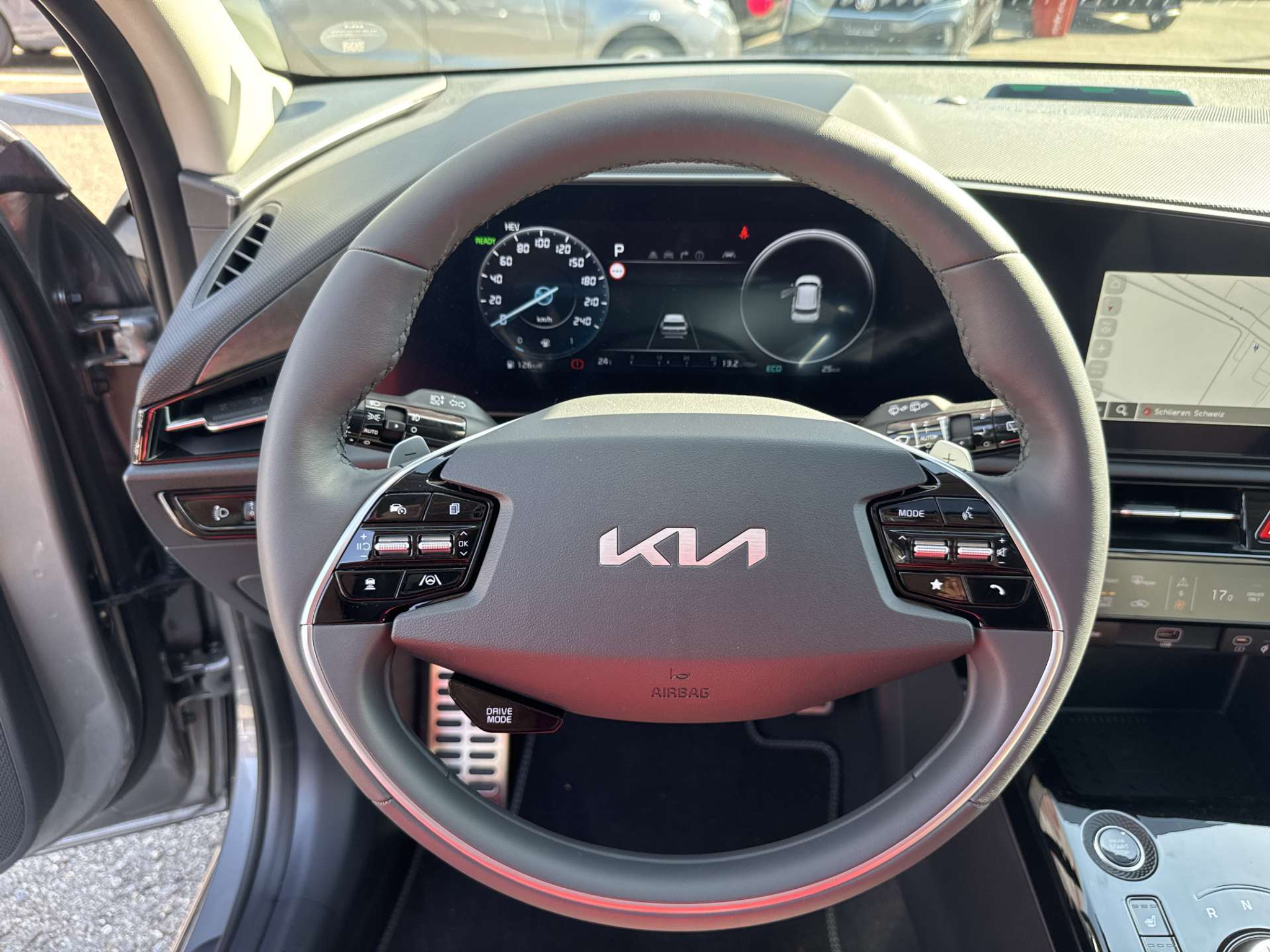 listing desktop thumbnail image 14