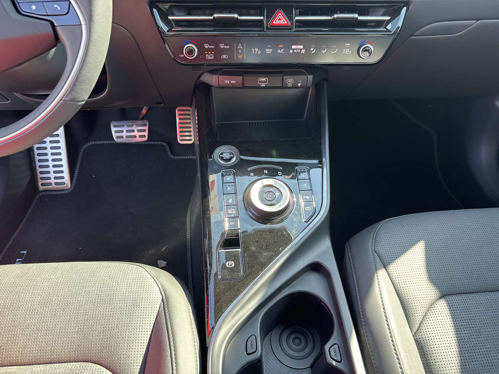 listing desktop thumbnail image 10