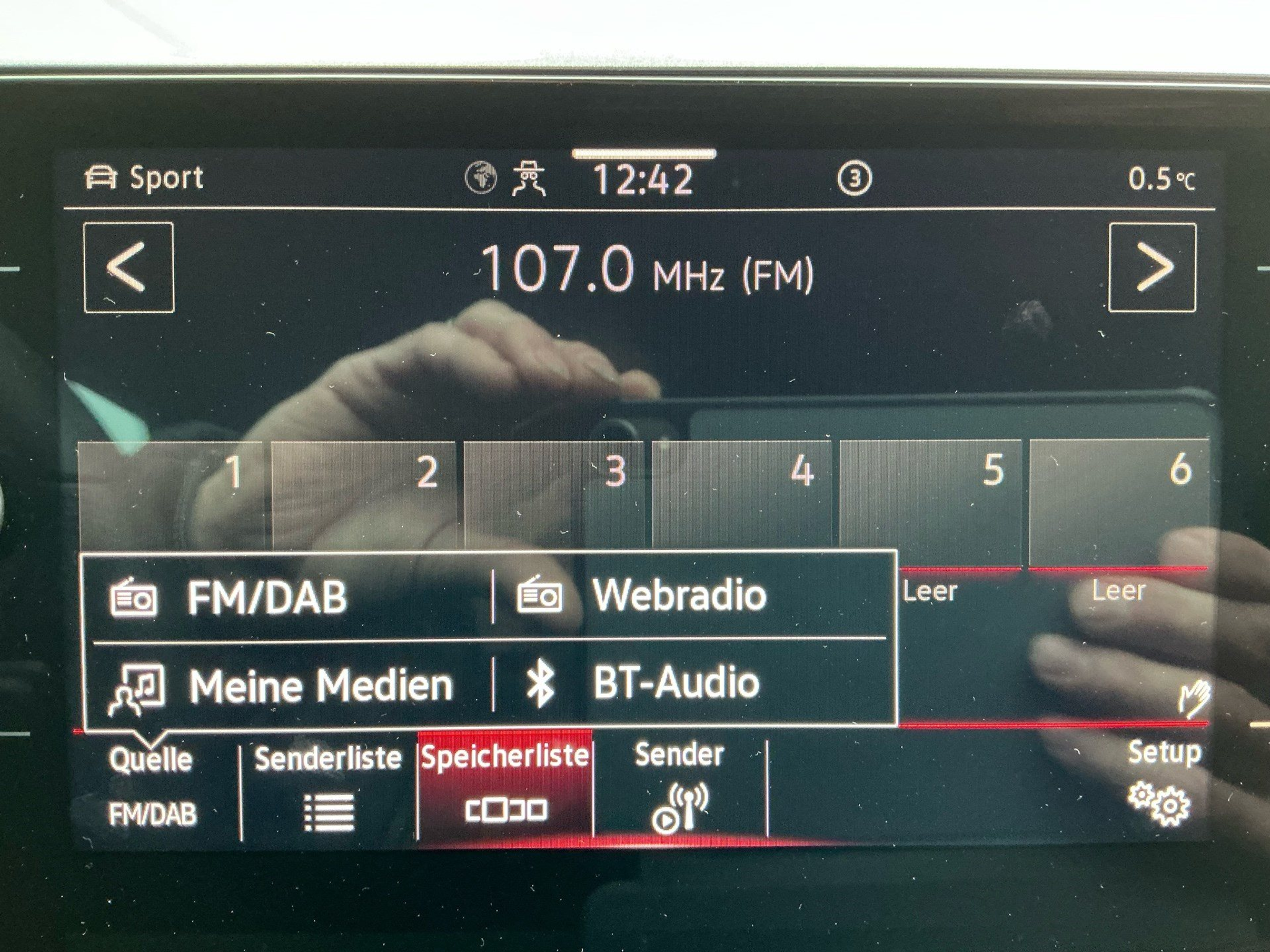 listing desktop thumbnail image 20