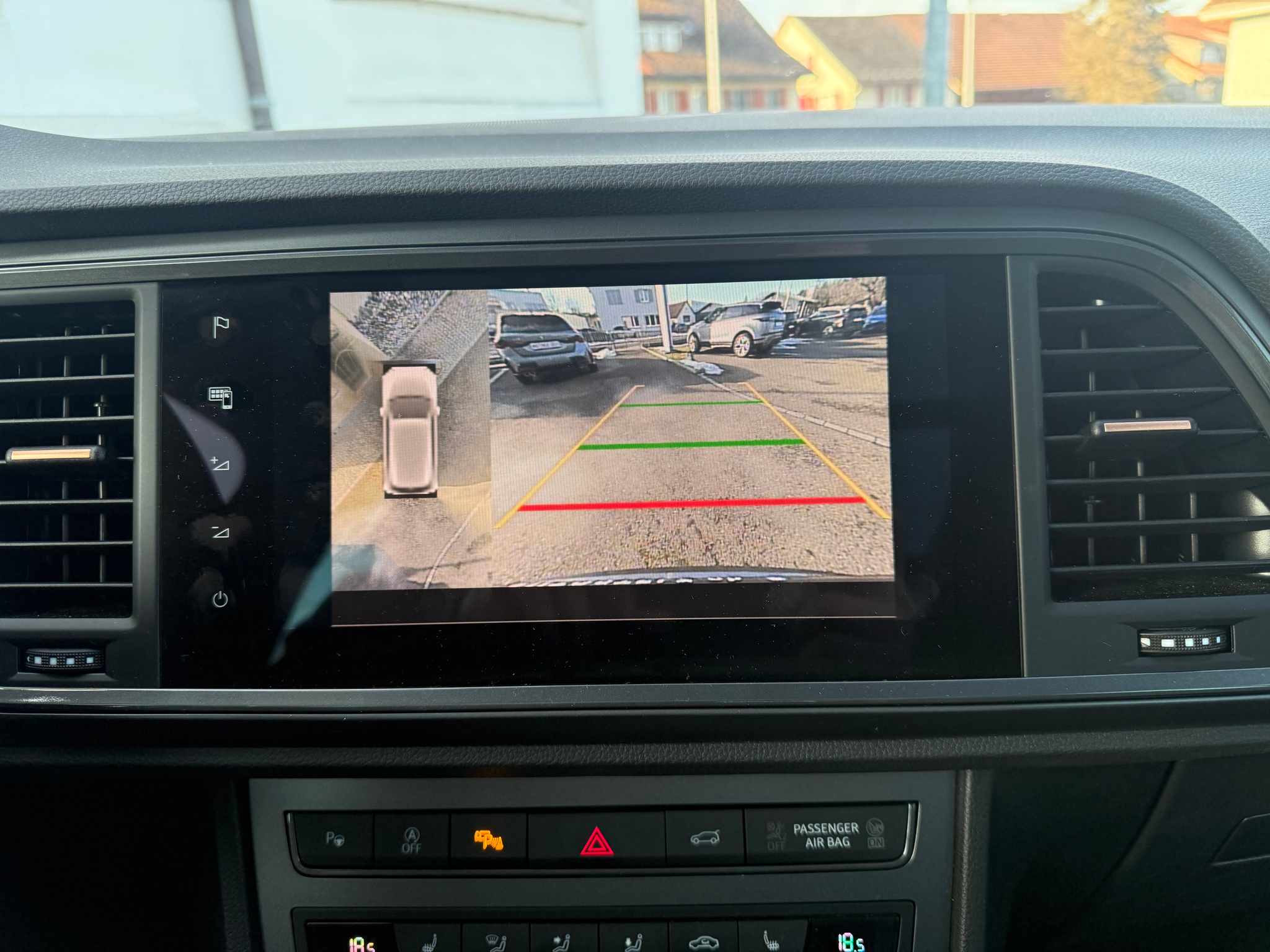 listing desktop thumbnail image 13