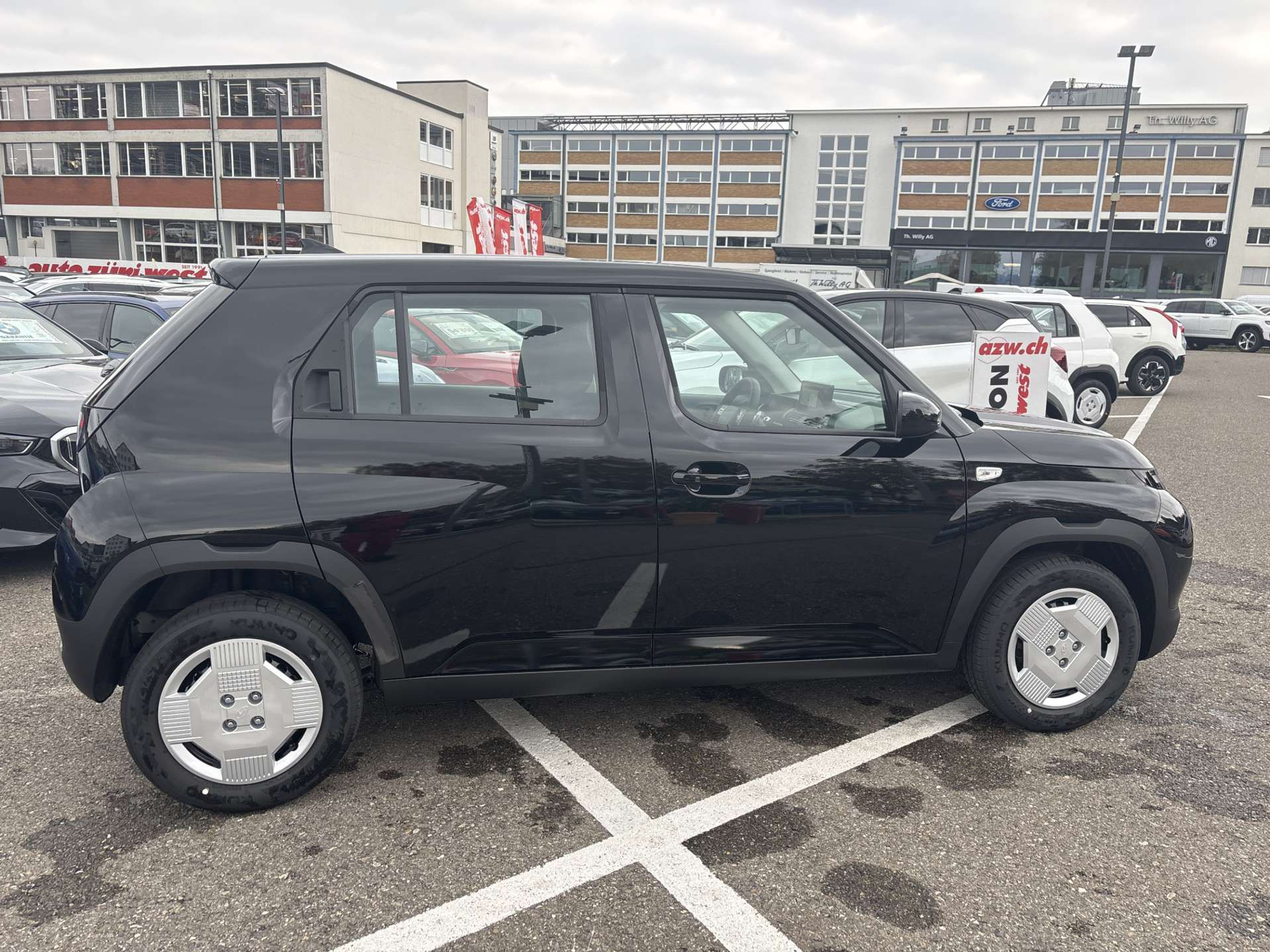 listing desktop thumbnail image 11