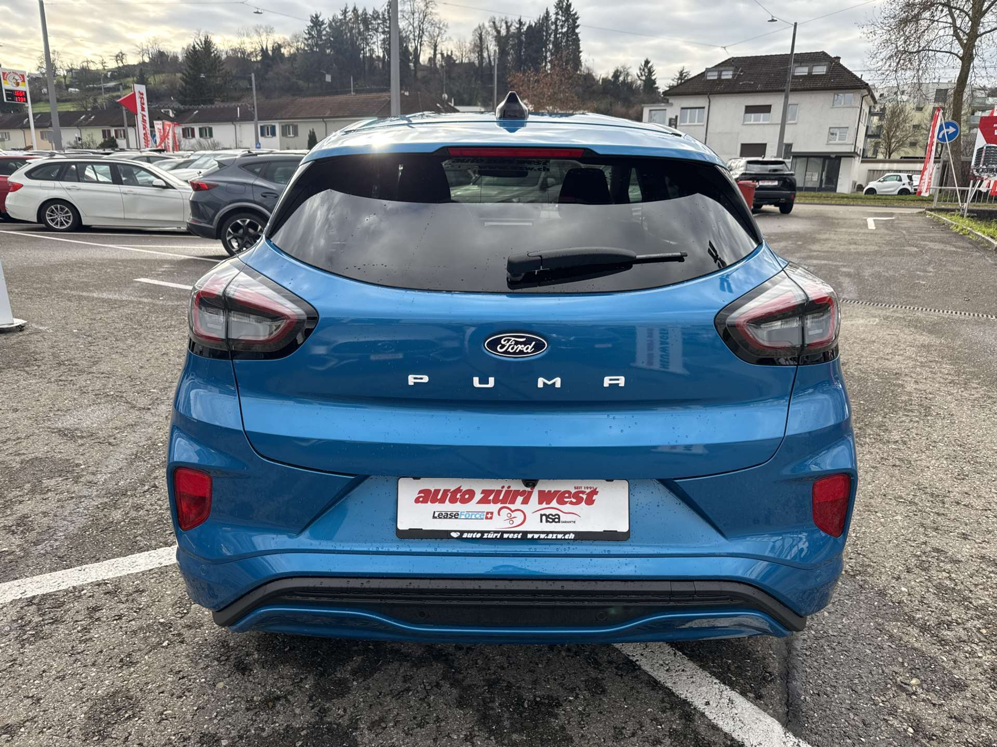 listing desktop thumbnail image 14