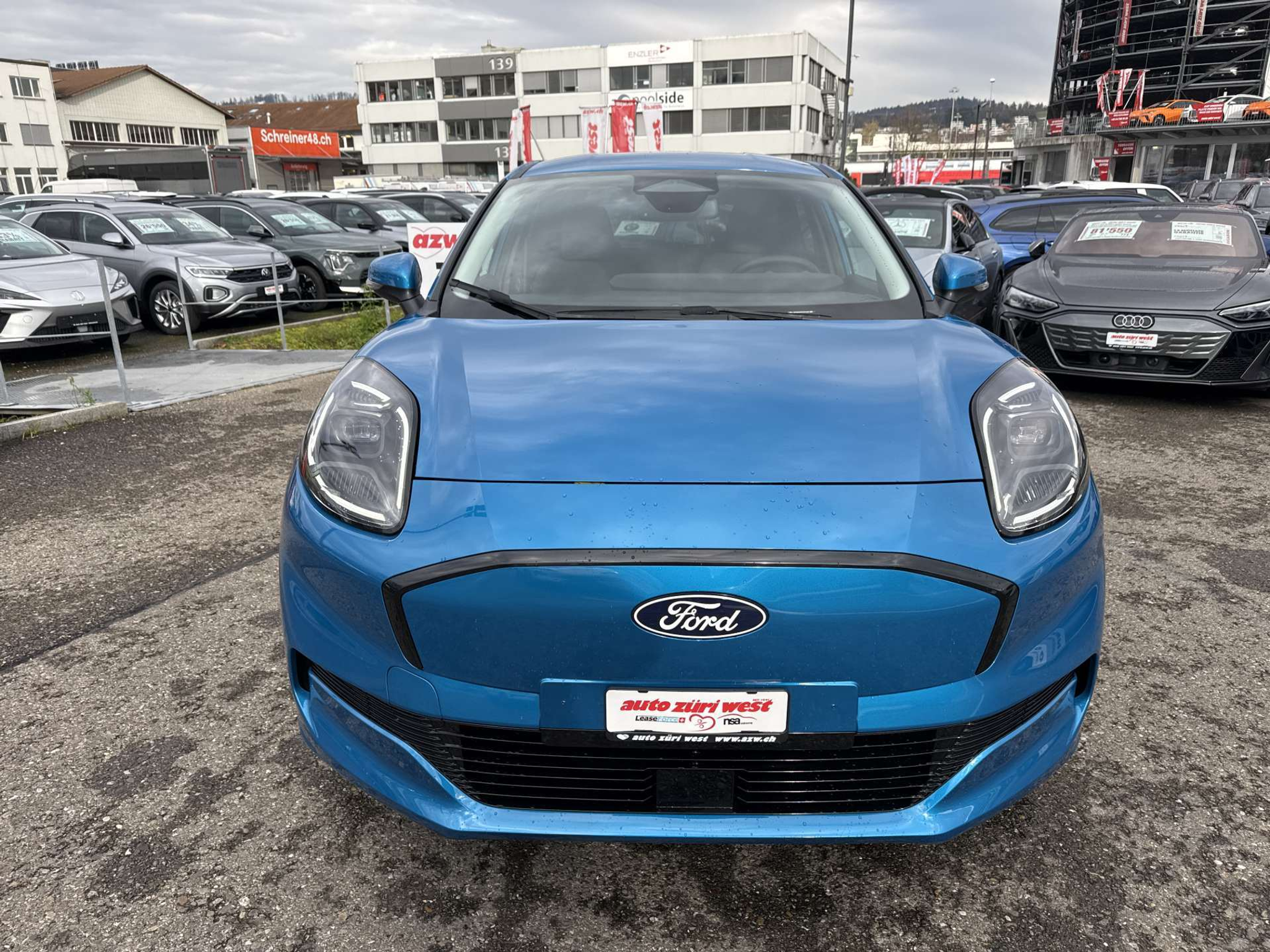 listing desktop thumbnail image 13