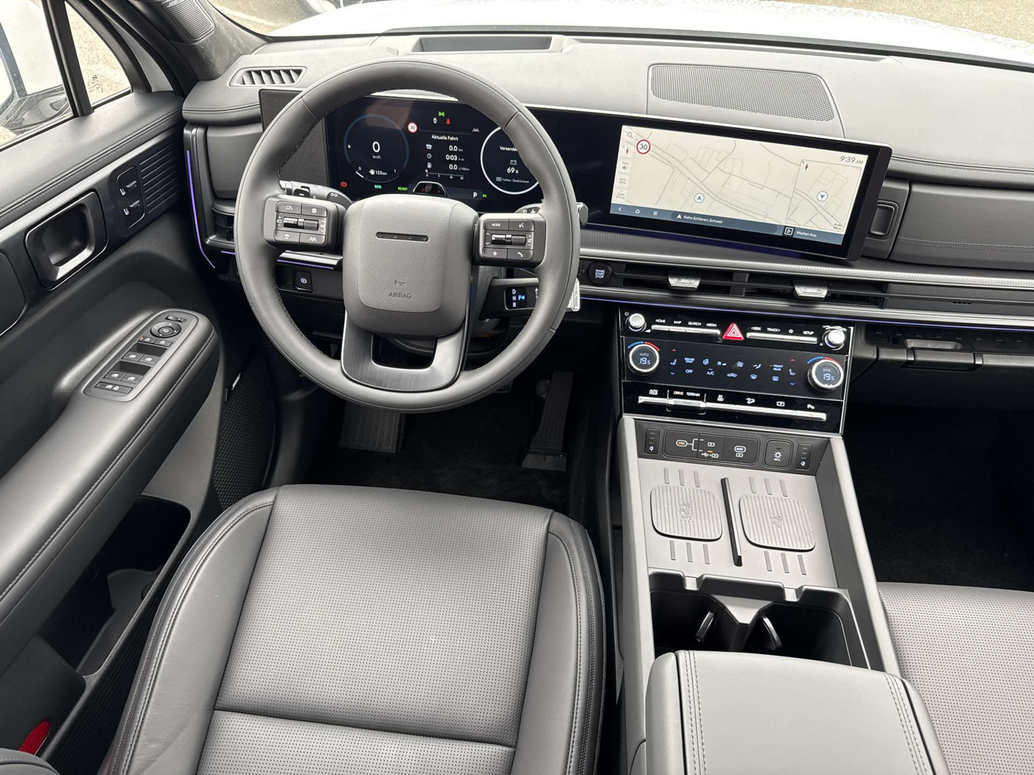 listing desktop thumbnail image 3